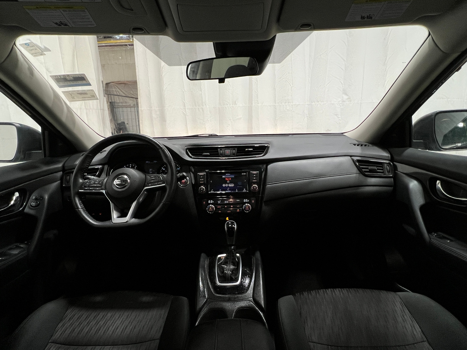 Thumbnail: 2020 Nissan Rogue - 3