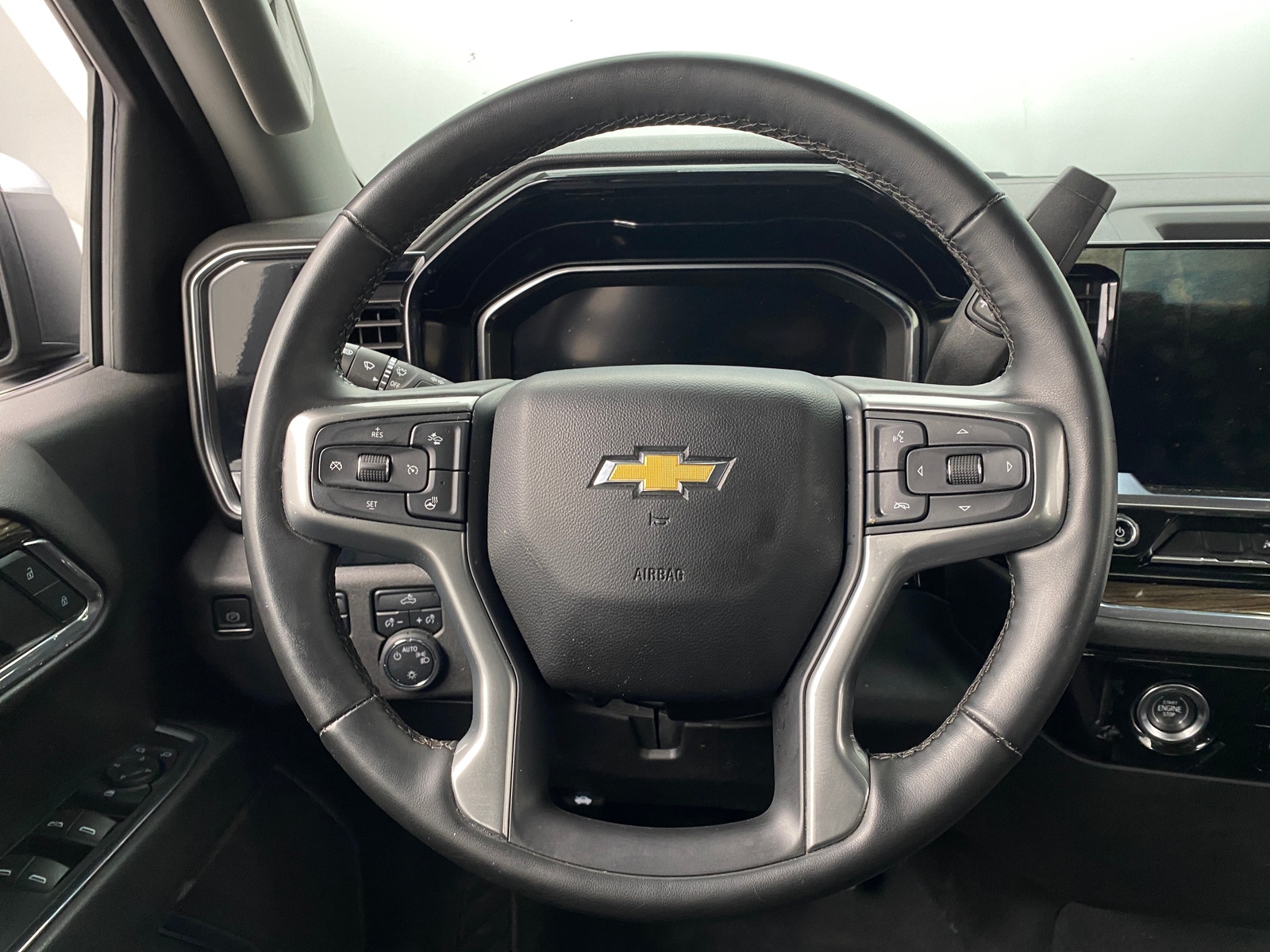 Thumbnail: 2024 Chevrolet Silverado 1500 - 5