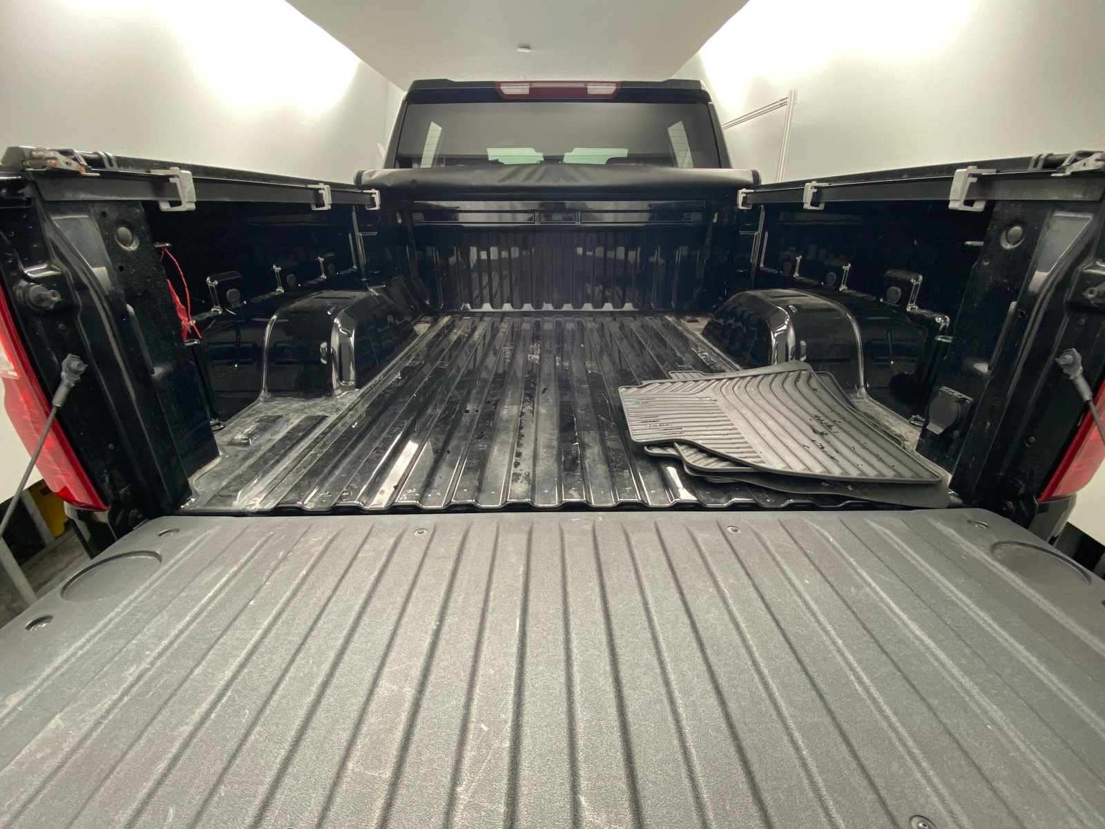 Thumbnail: 2024 Chevrolet Silverado 1500 - 7