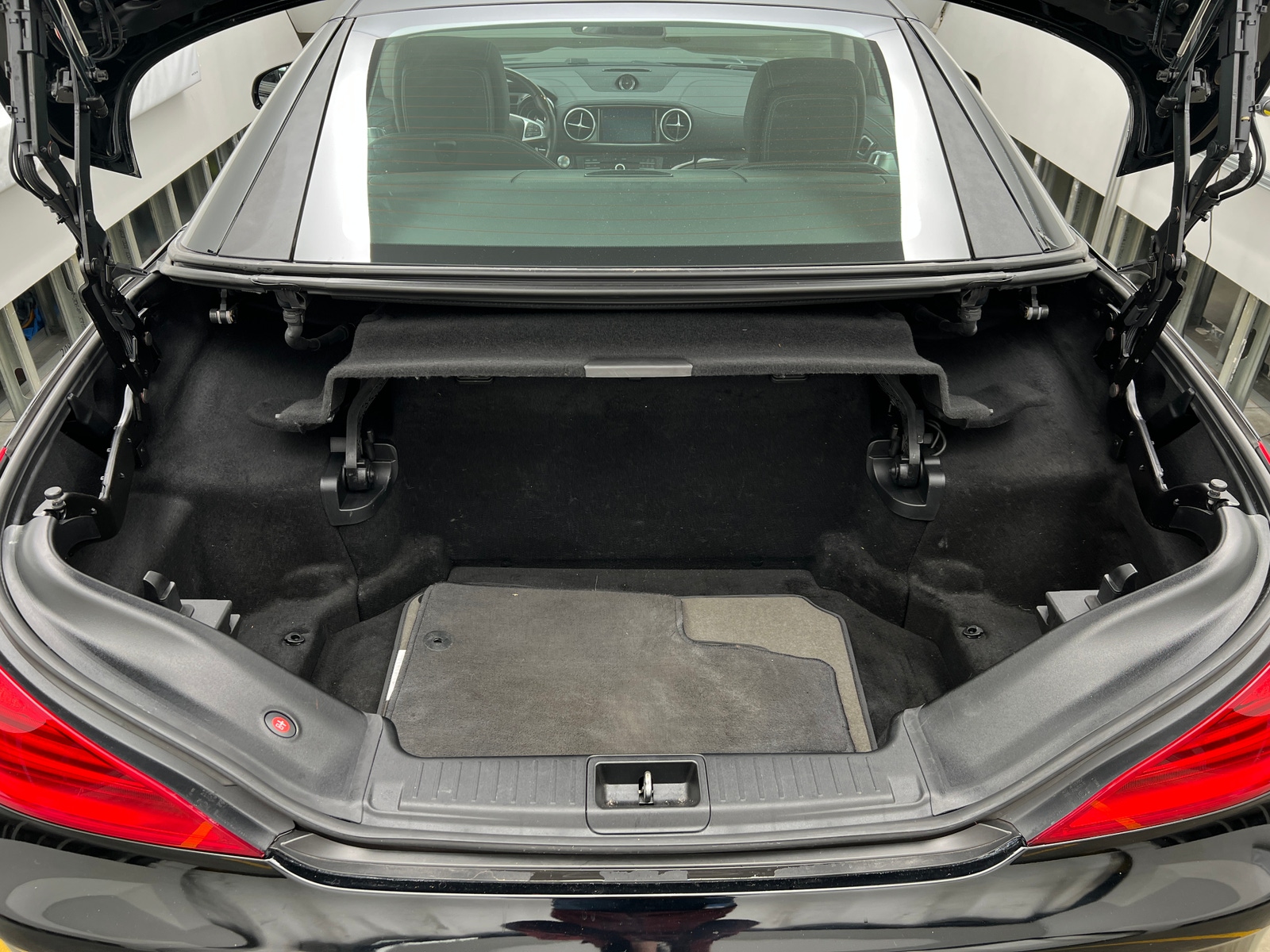 Thumbnail: 2020 Mercedes-Benz SL-Class - 5