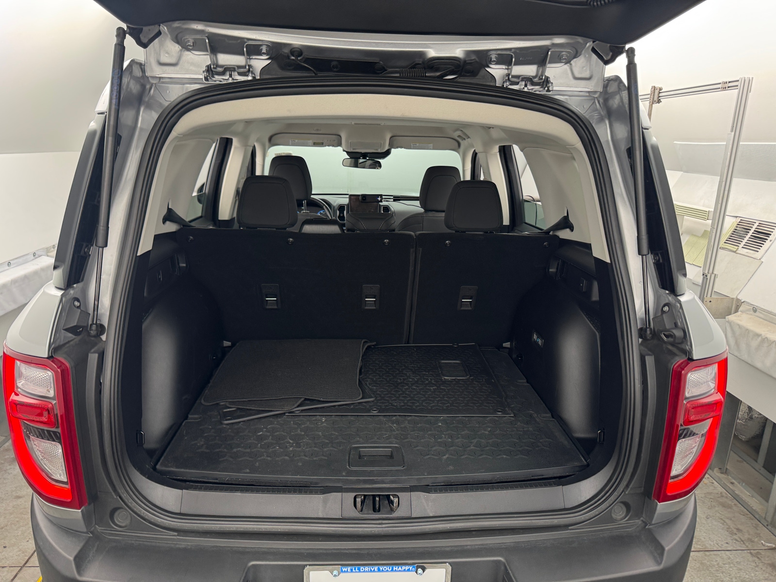 Thumbnail: 2023 Ford Bronco Sport - 7