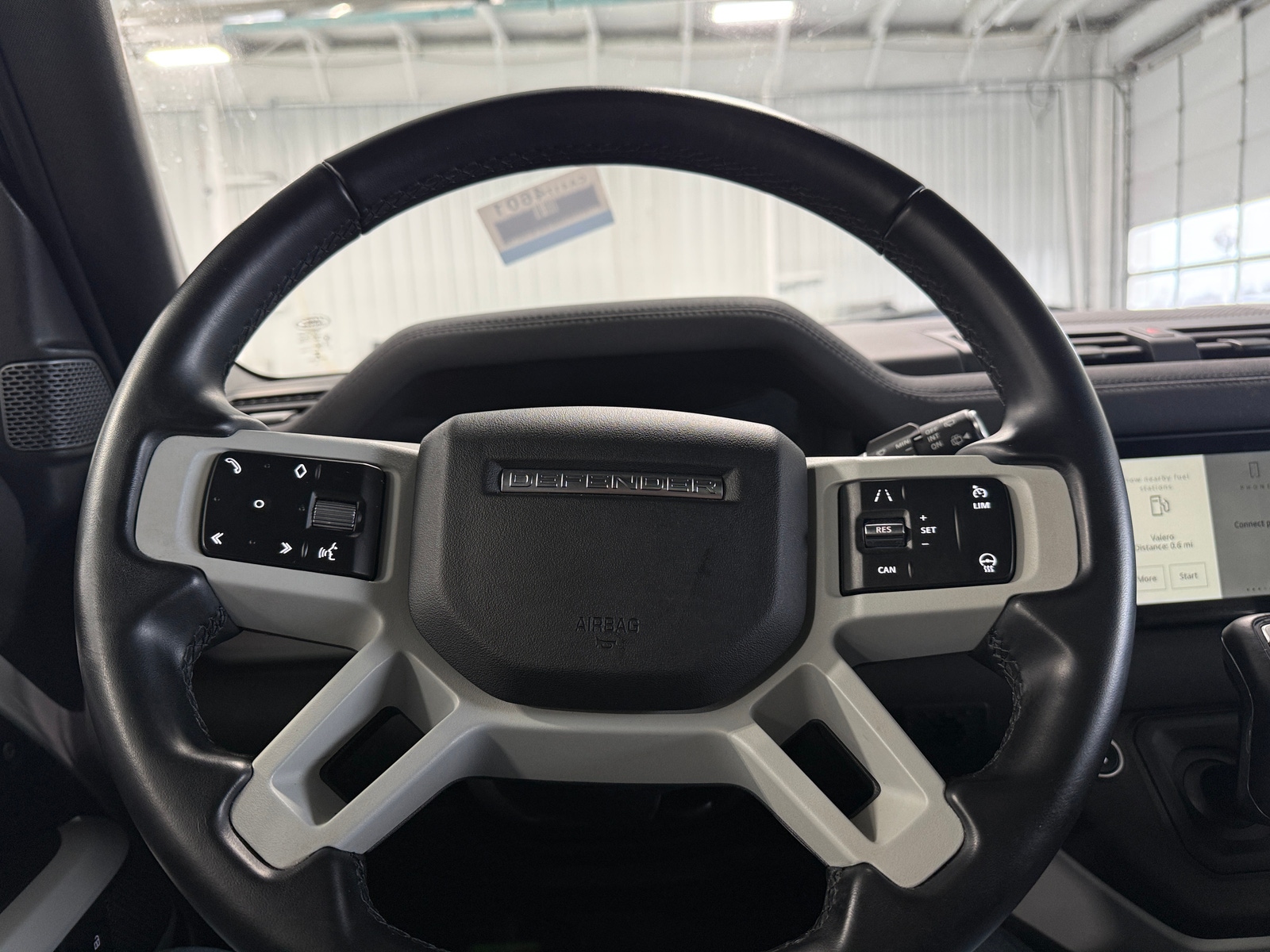 Thumbnail: 2023 Land Rover Defender - 4