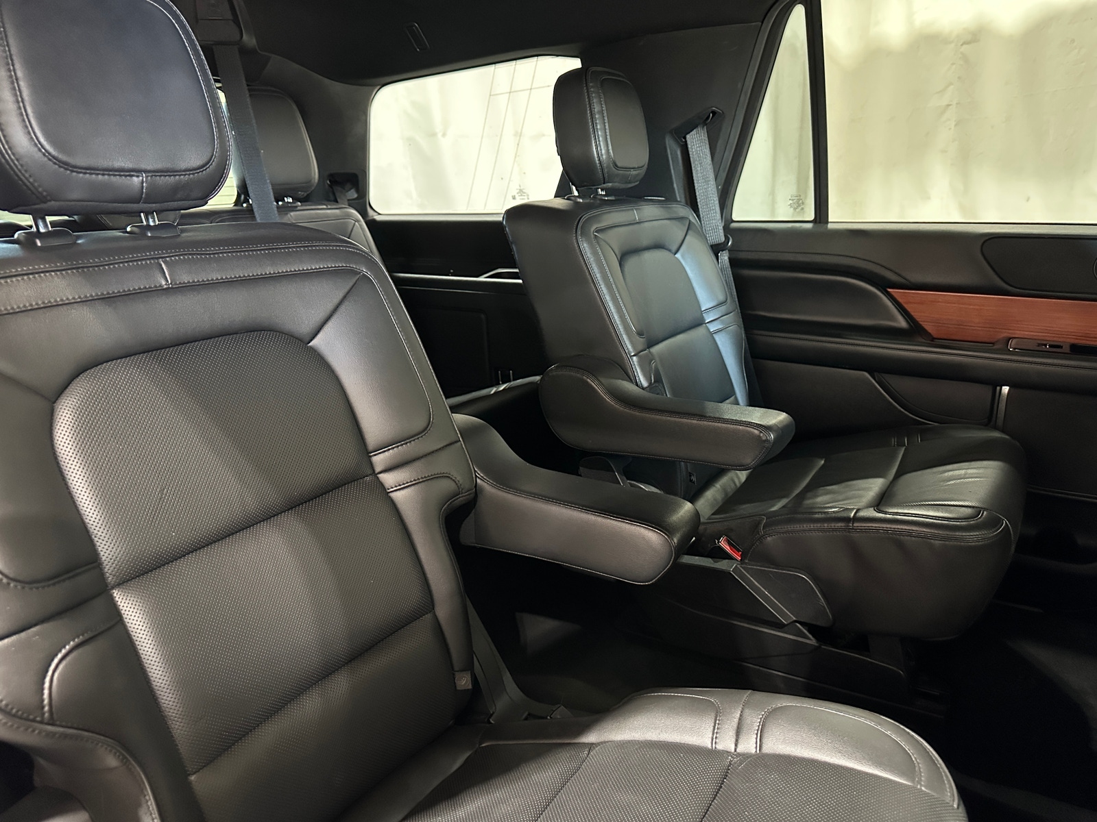 Thumbnail: 2018 Lincoln Navigator - 5