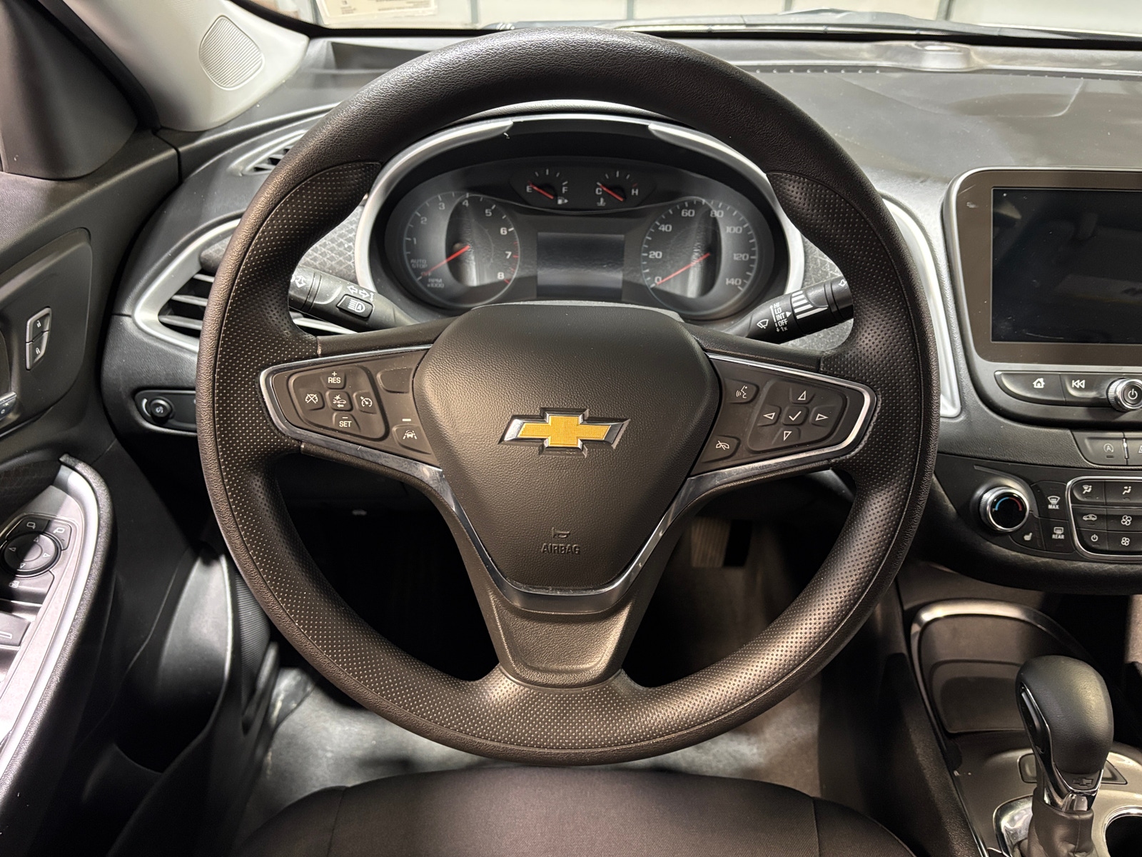 Thumbnail: 2024 Chevrolet Malibu - 5