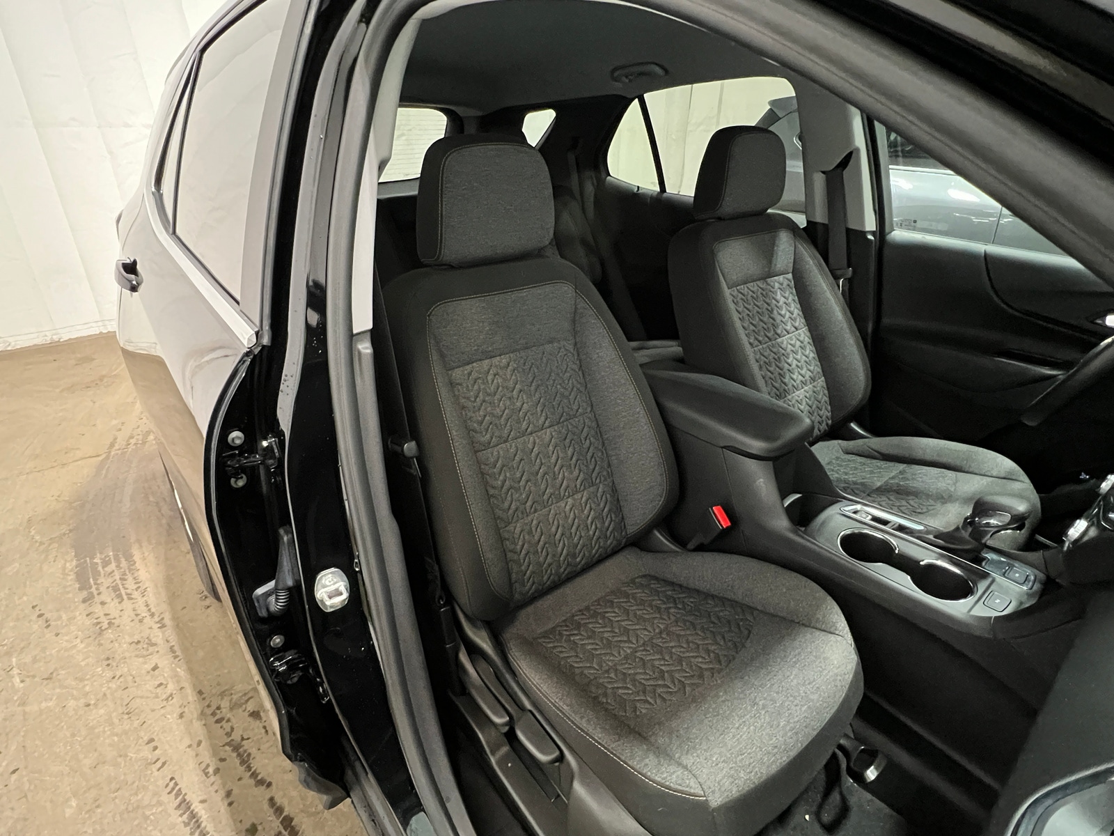 Thumbnail: 2024 Chevrolet Equinox - 2