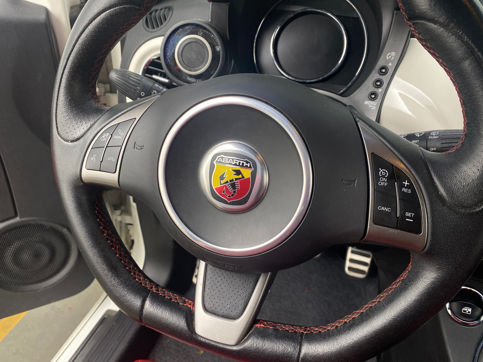 Thumbnail: 2015 Fiat 500 - 5