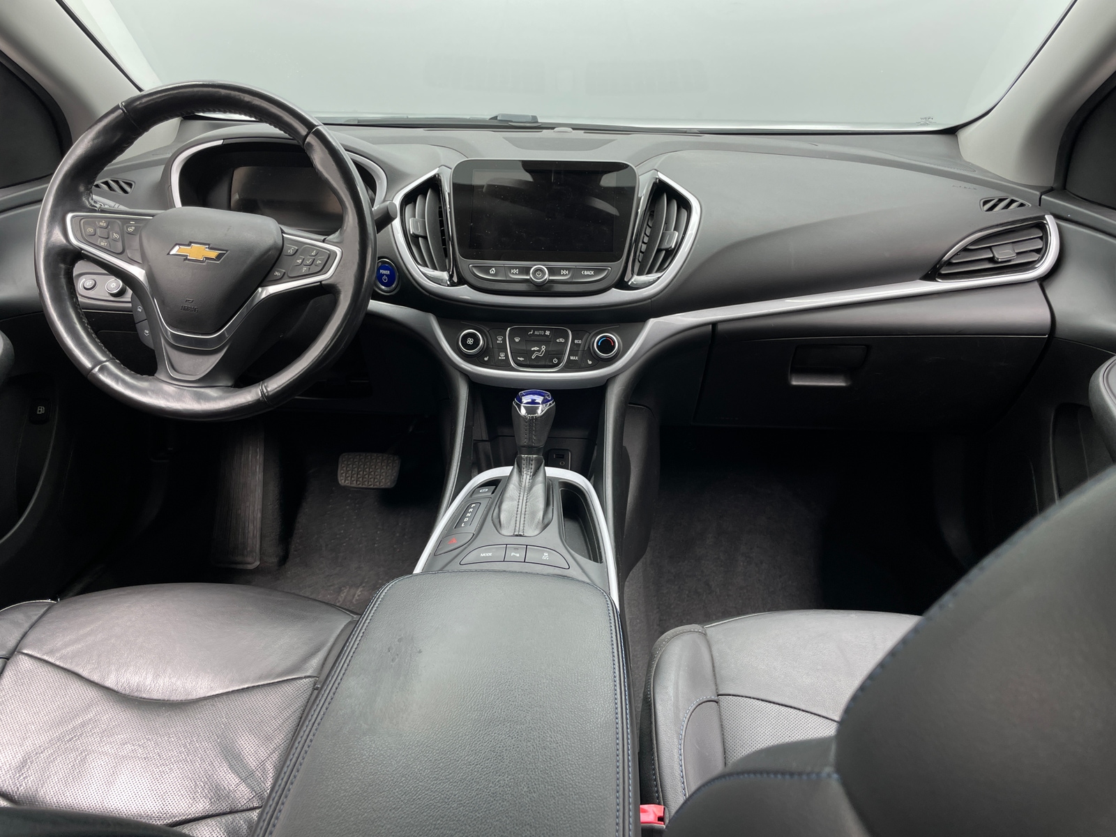 Thumbnail: 2018 Chevrolet Volt - 2