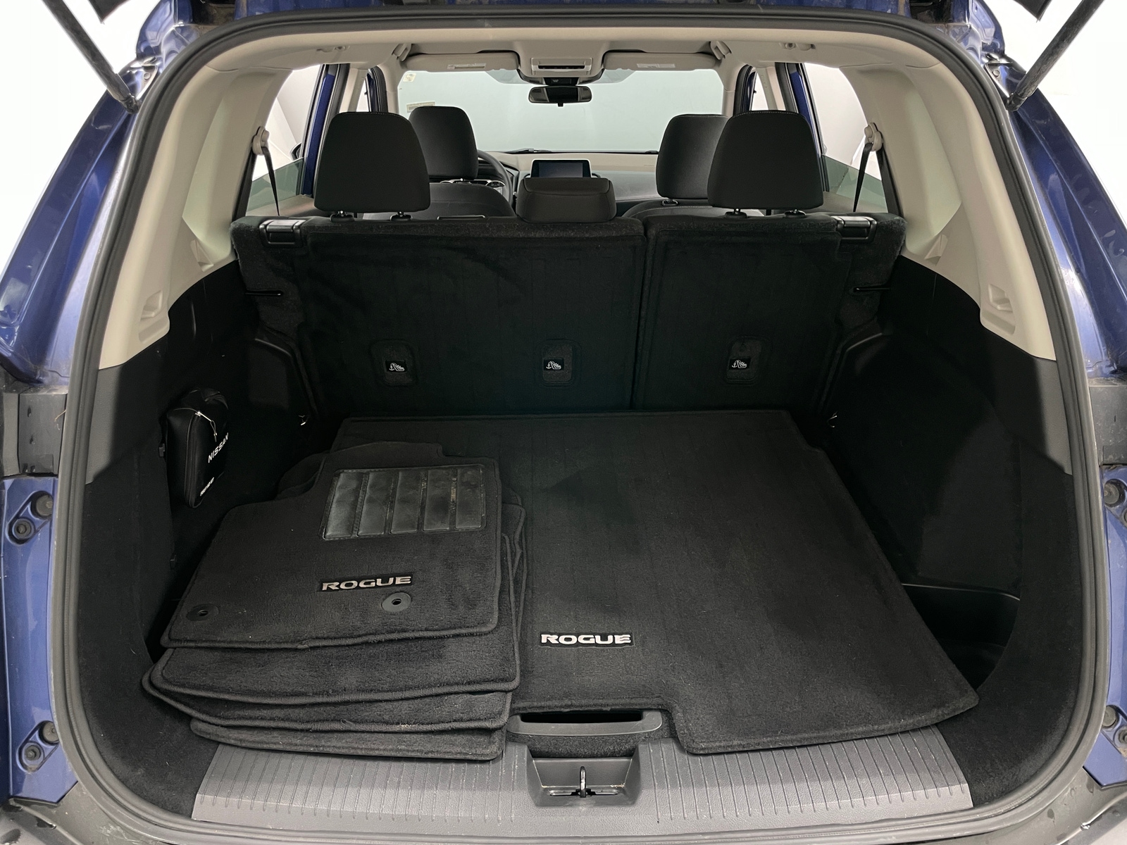 Thumbnail: 2023 Nissan Rogue - 7