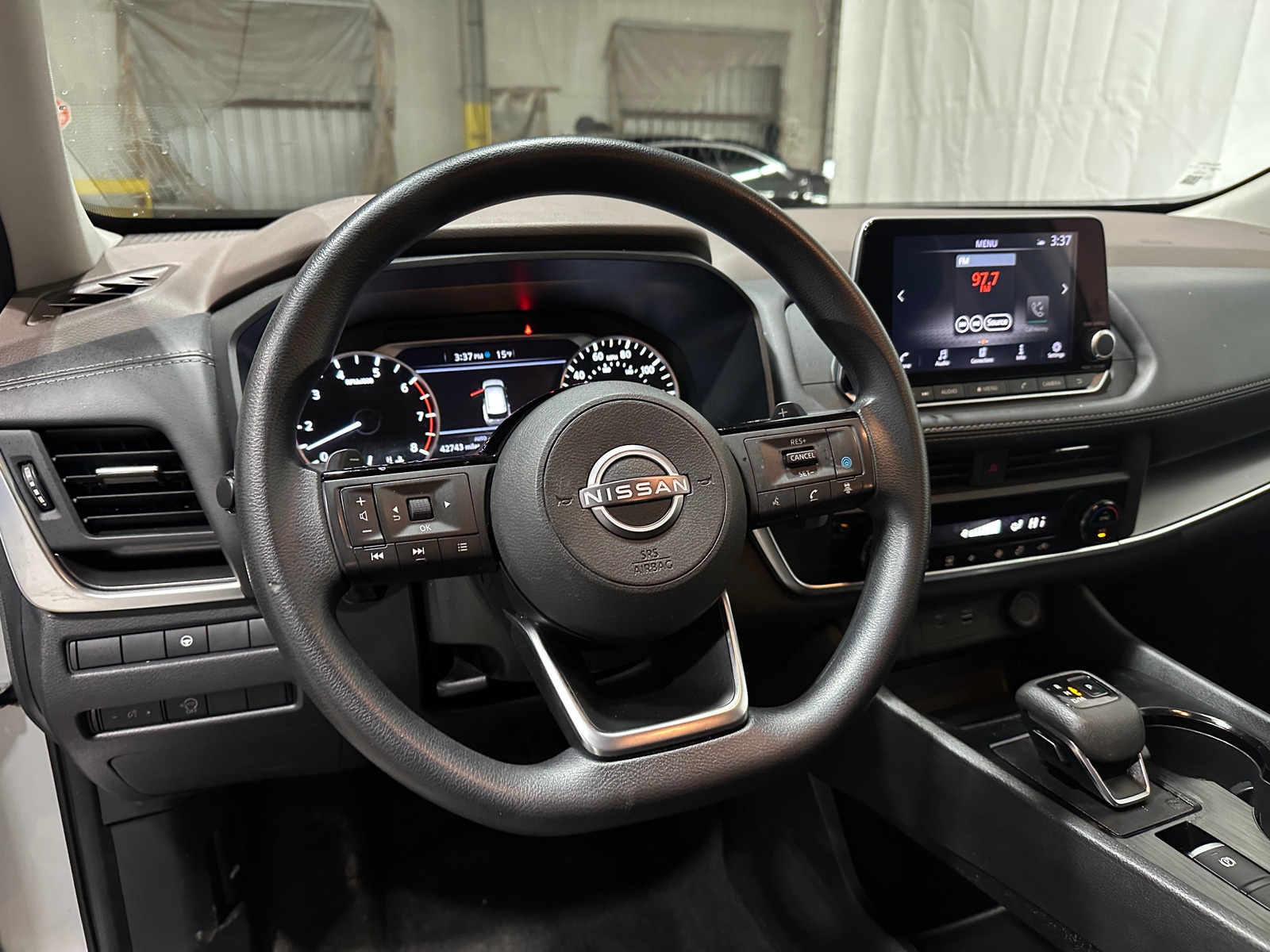 Thumbnail: 2023 Nissan Rogue - 5