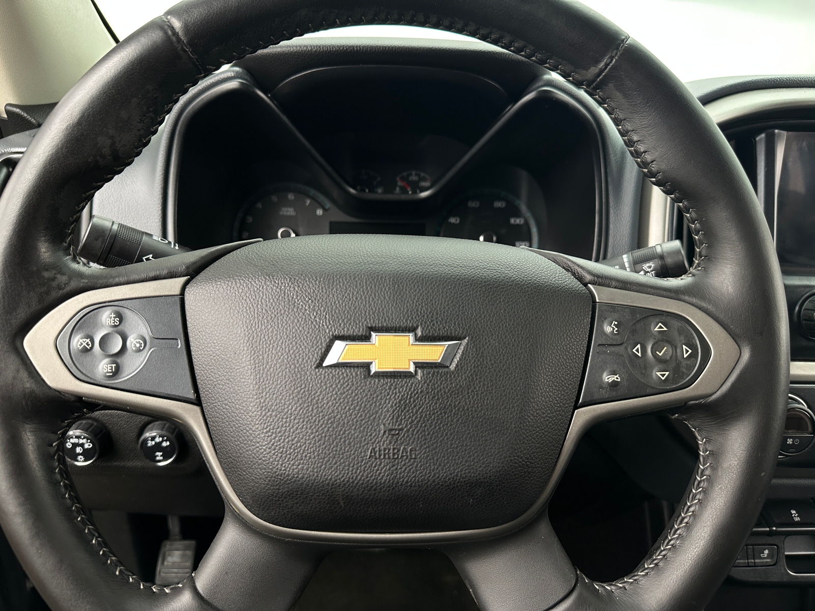 Thumbnail: 2016 Chevrolet Colorado - 4