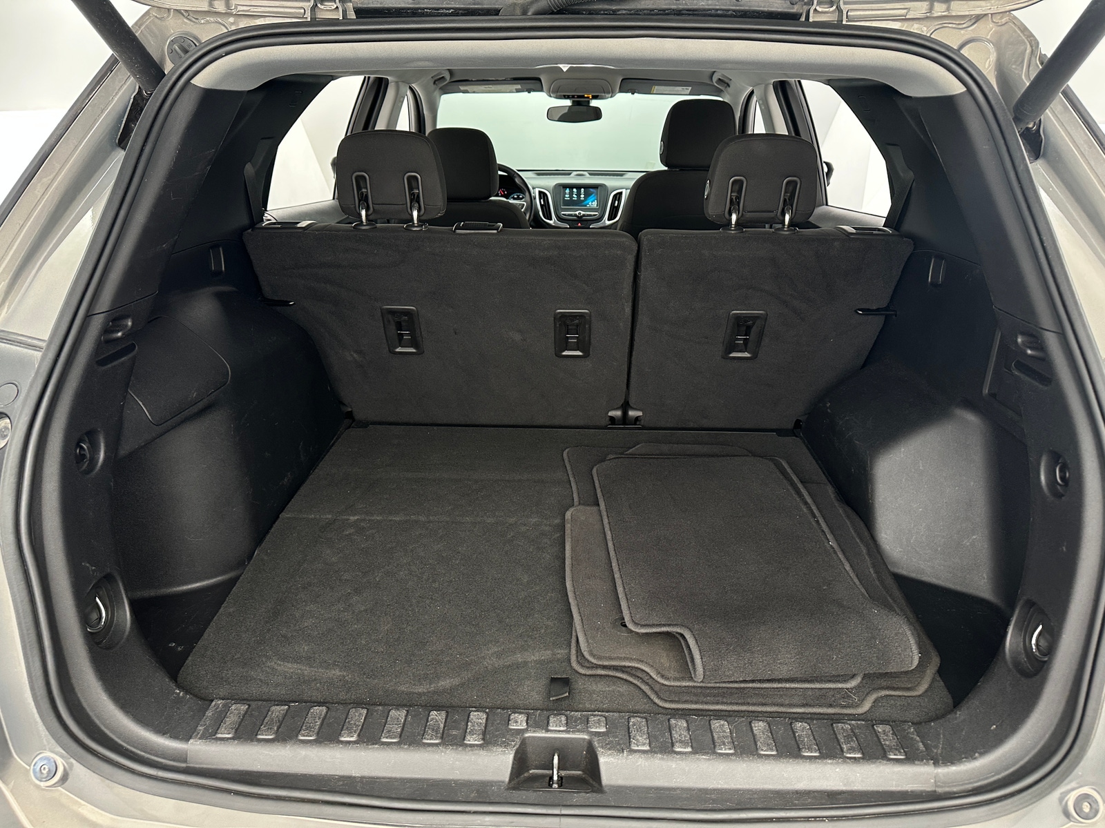 Thumbnail: 2018 Chevrolet Equinox - 7