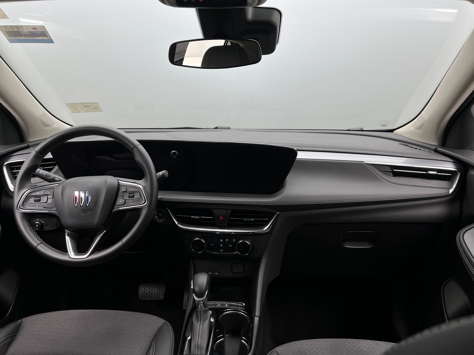 Thumbnail: 2025 Buick Encore GX - 3