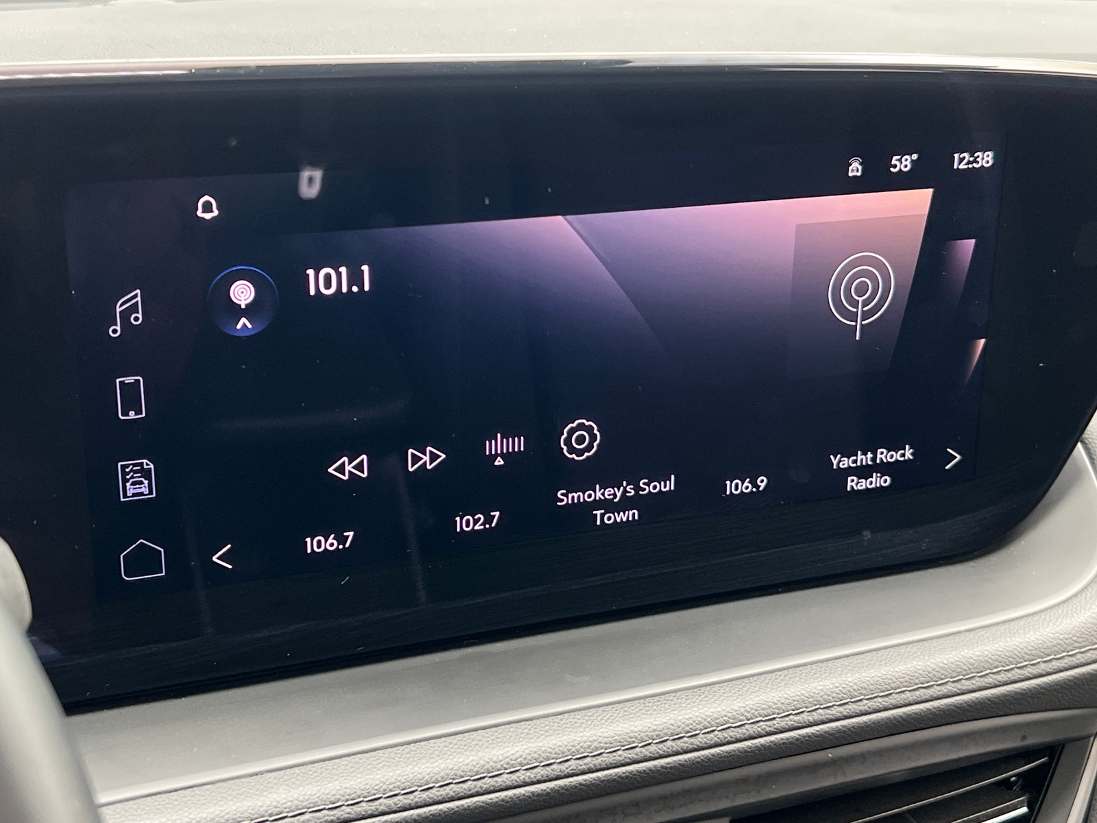 Thumbnail: 2025 Buick Encore GX - 4