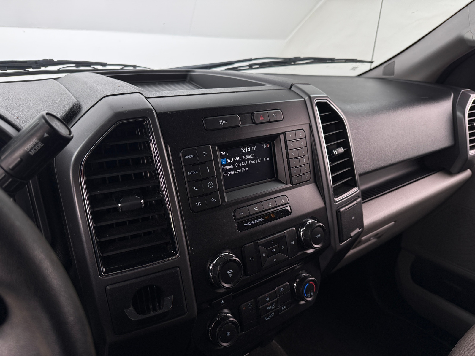 Thumbnail: 2018 Ford Econoline - 4