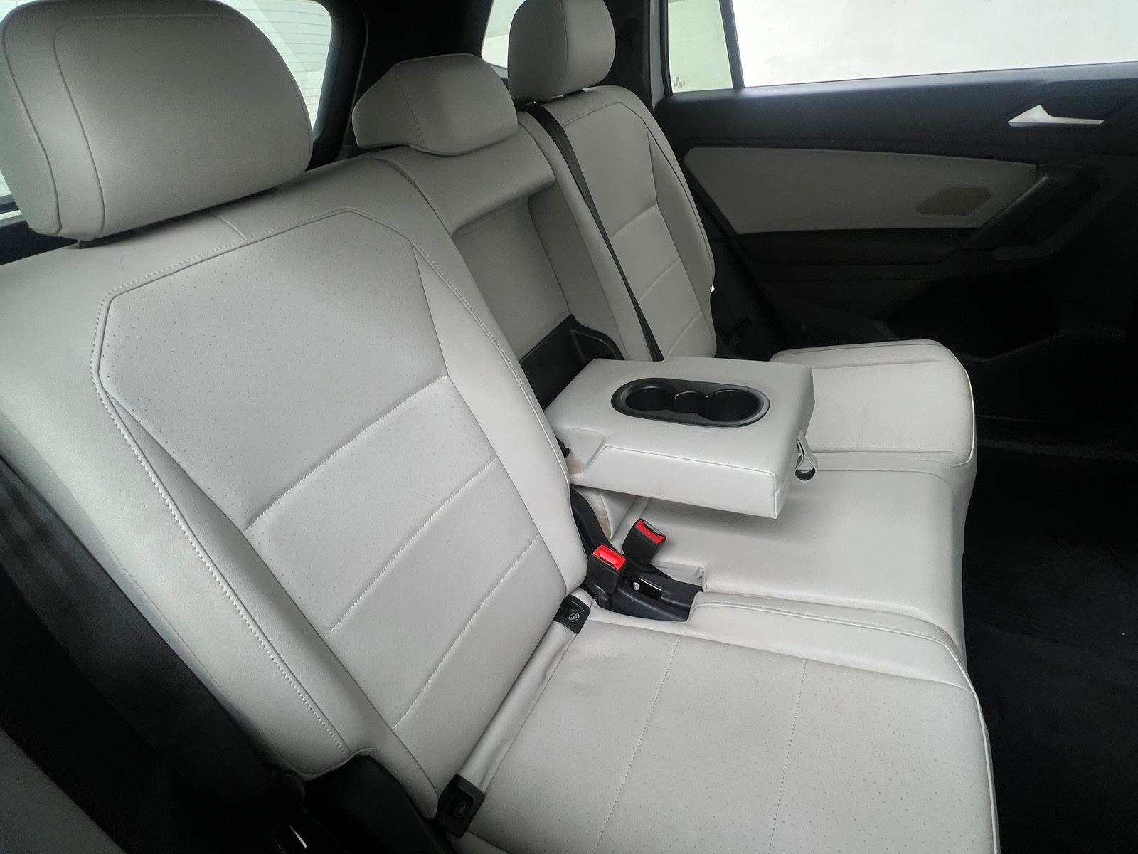 Thumbnail: 2019 Volkswagen Tiguan - 5