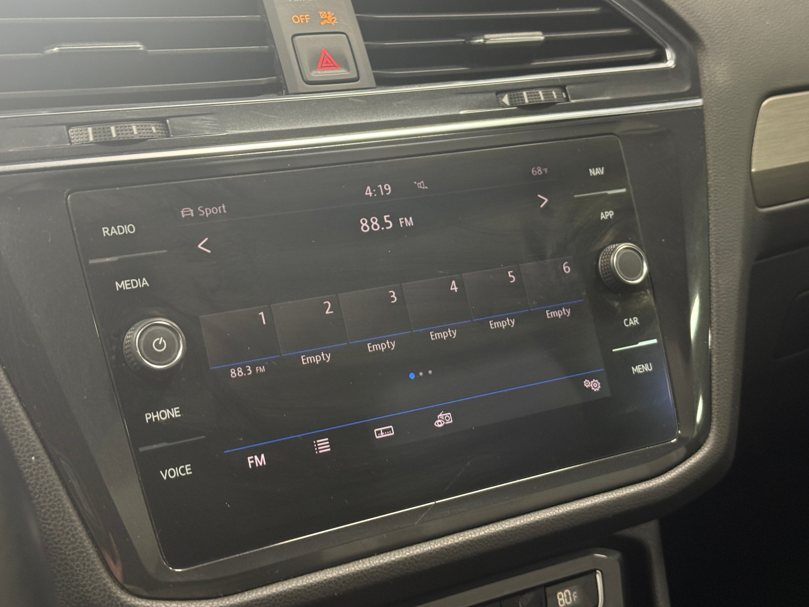 Thumbnail: 2019 Volkswagen Tiguan - 3