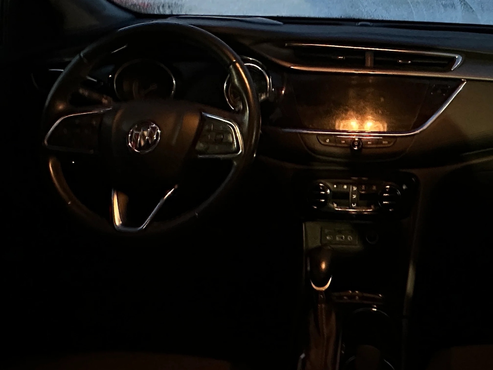 Thumbnail: 2022 Buick Encore GX - 3