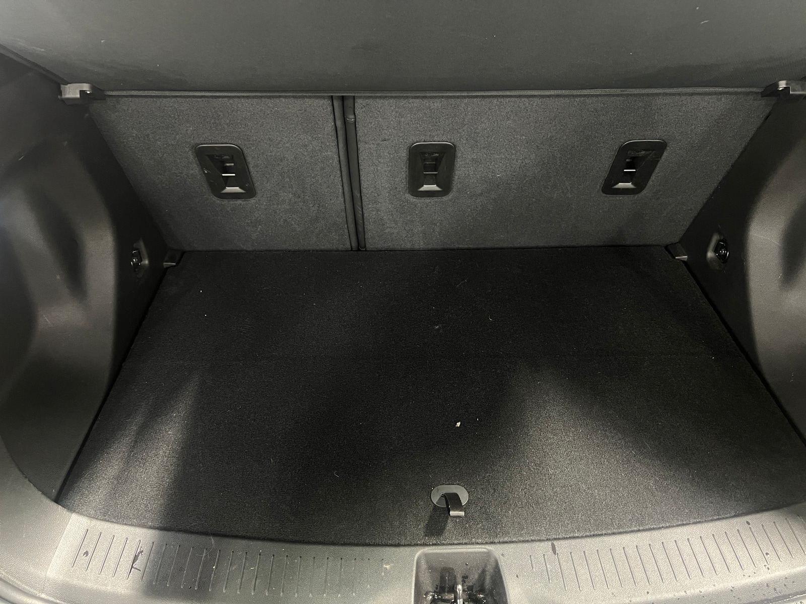 Thumbnail: 2023 Chevrolet Bolt EUV - 6