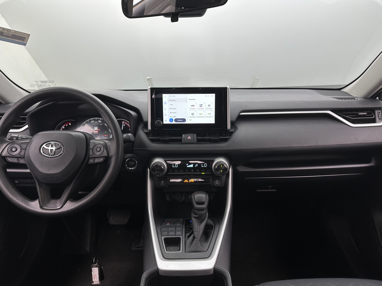 Thumbnail: 2025 Toyota RAV4 - 3