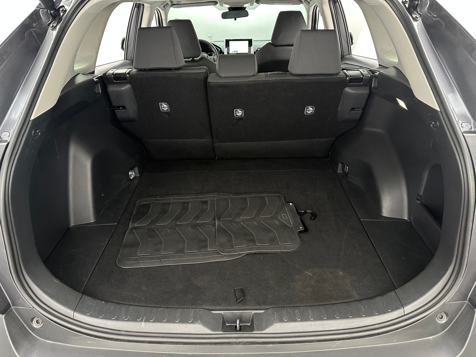 Thumbnail: 2025 Toyota RAV4 - 7