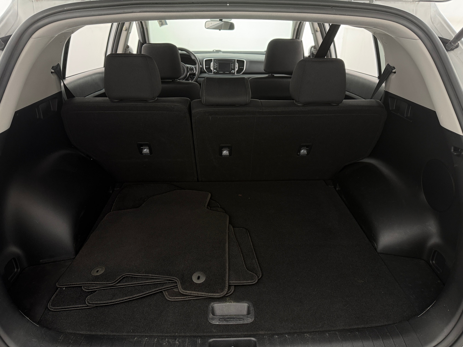 Thumbnail: 2019 Kia Sportage - 7