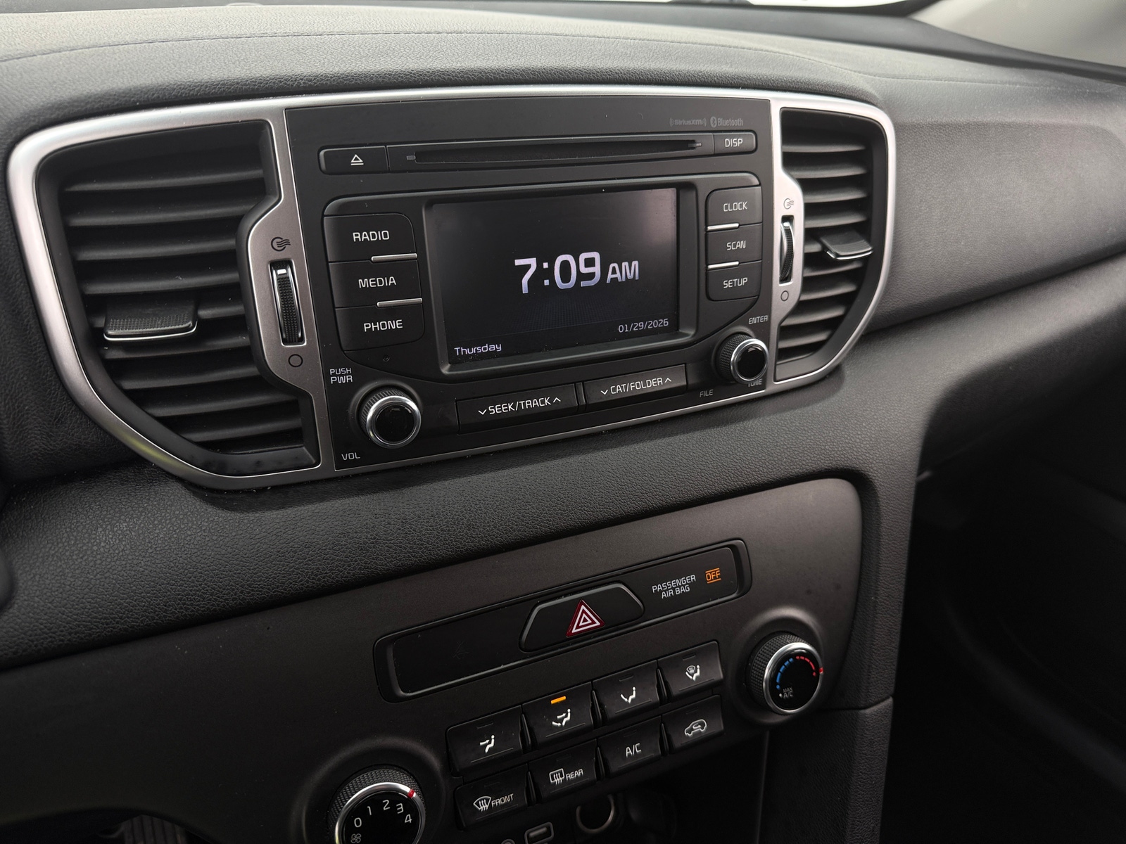 Thumbnail: 2019 Kia Sportage - 4