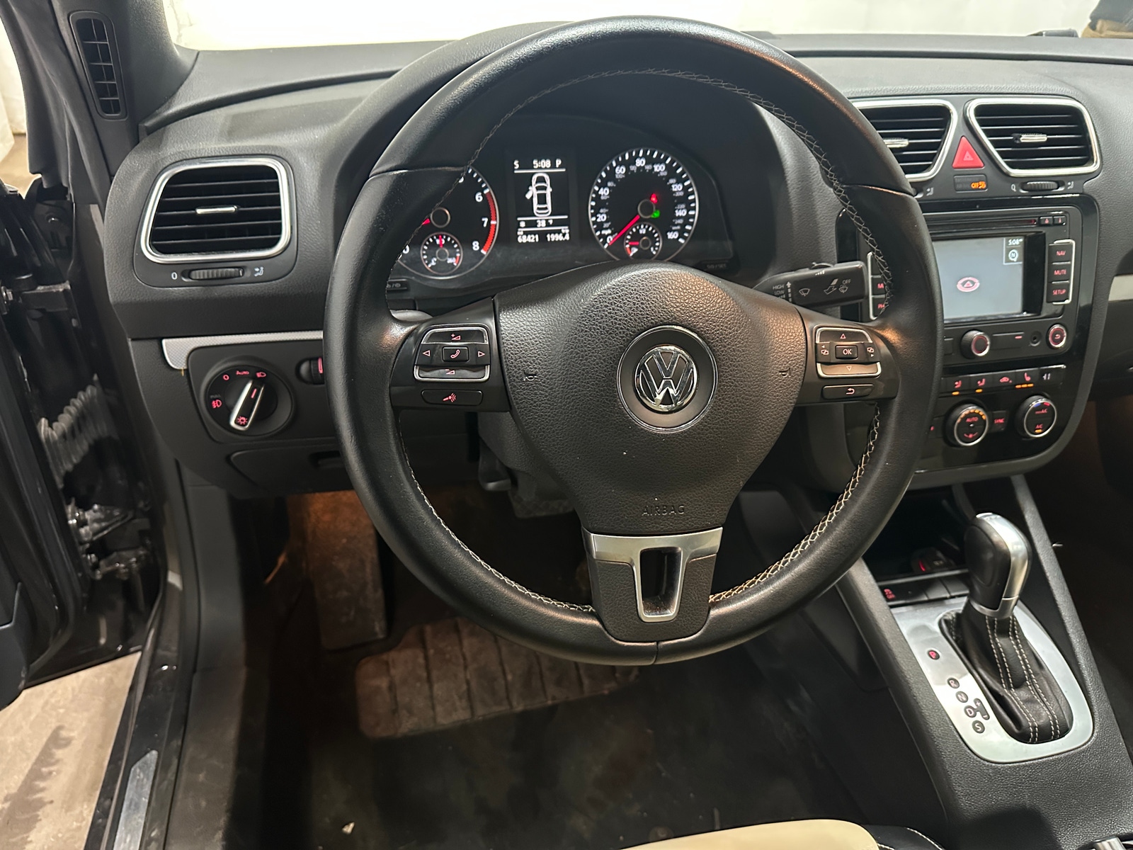 Thumbnail: 2015 Volkswagen Eos - 5