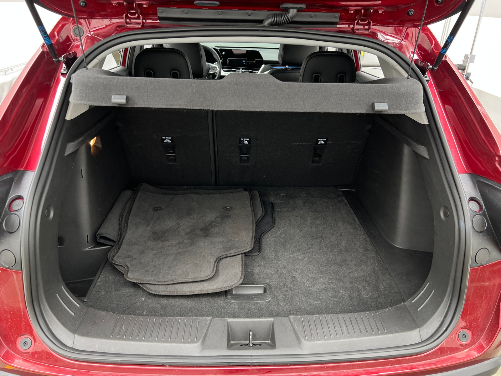 Thumbnail: 2025 Chevrolet Trax - 7