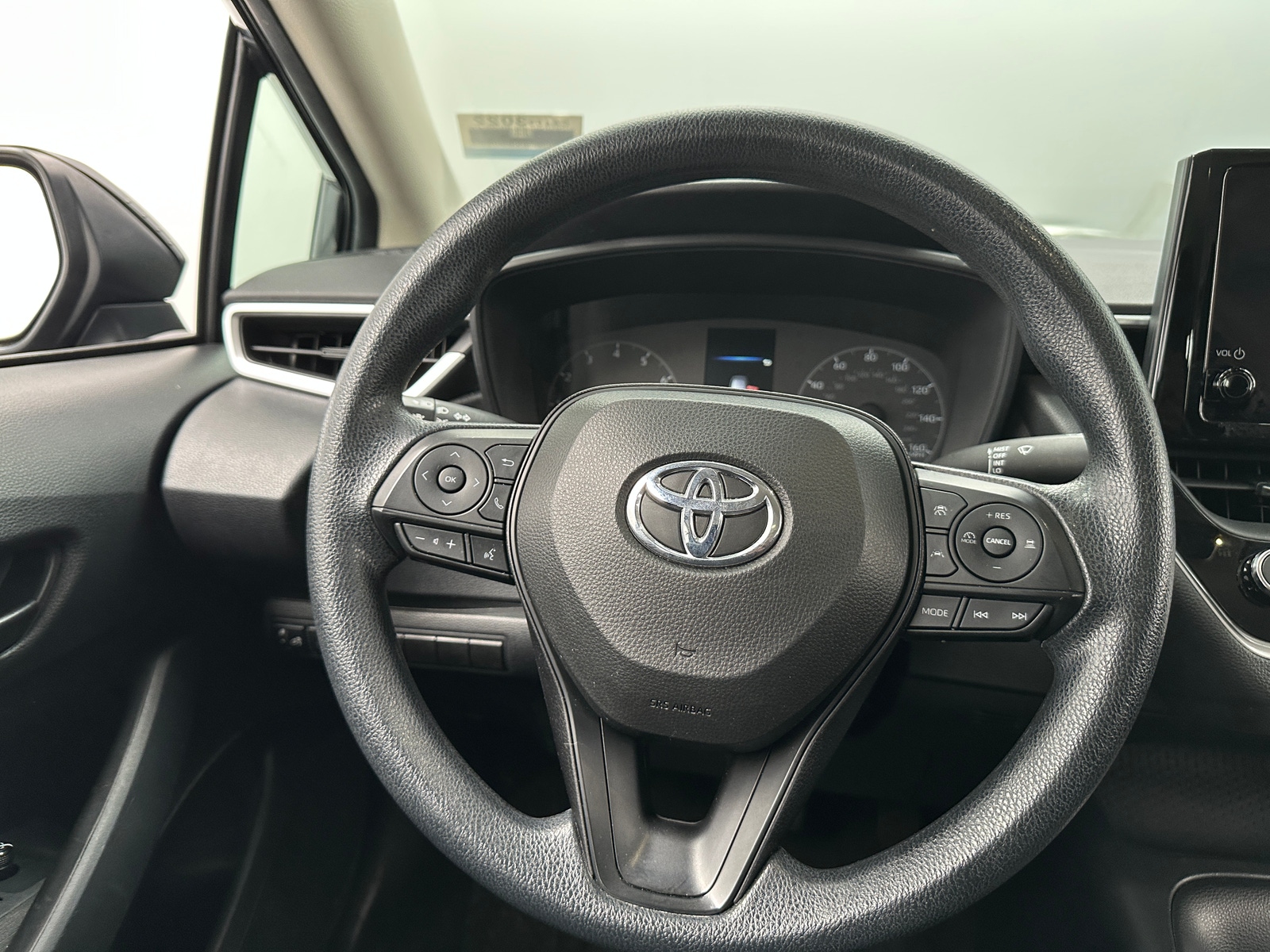 Thumbnail: 2023 Toyota Corolla - 5