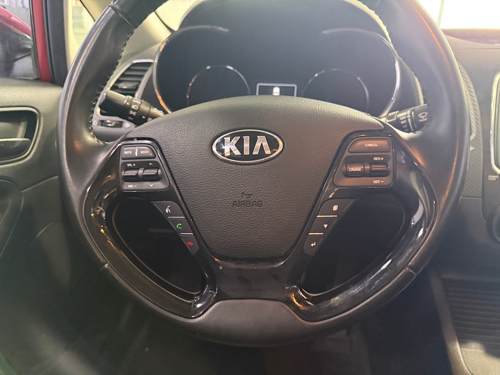 Thumbnail: 2018 Kia Forte - 5
