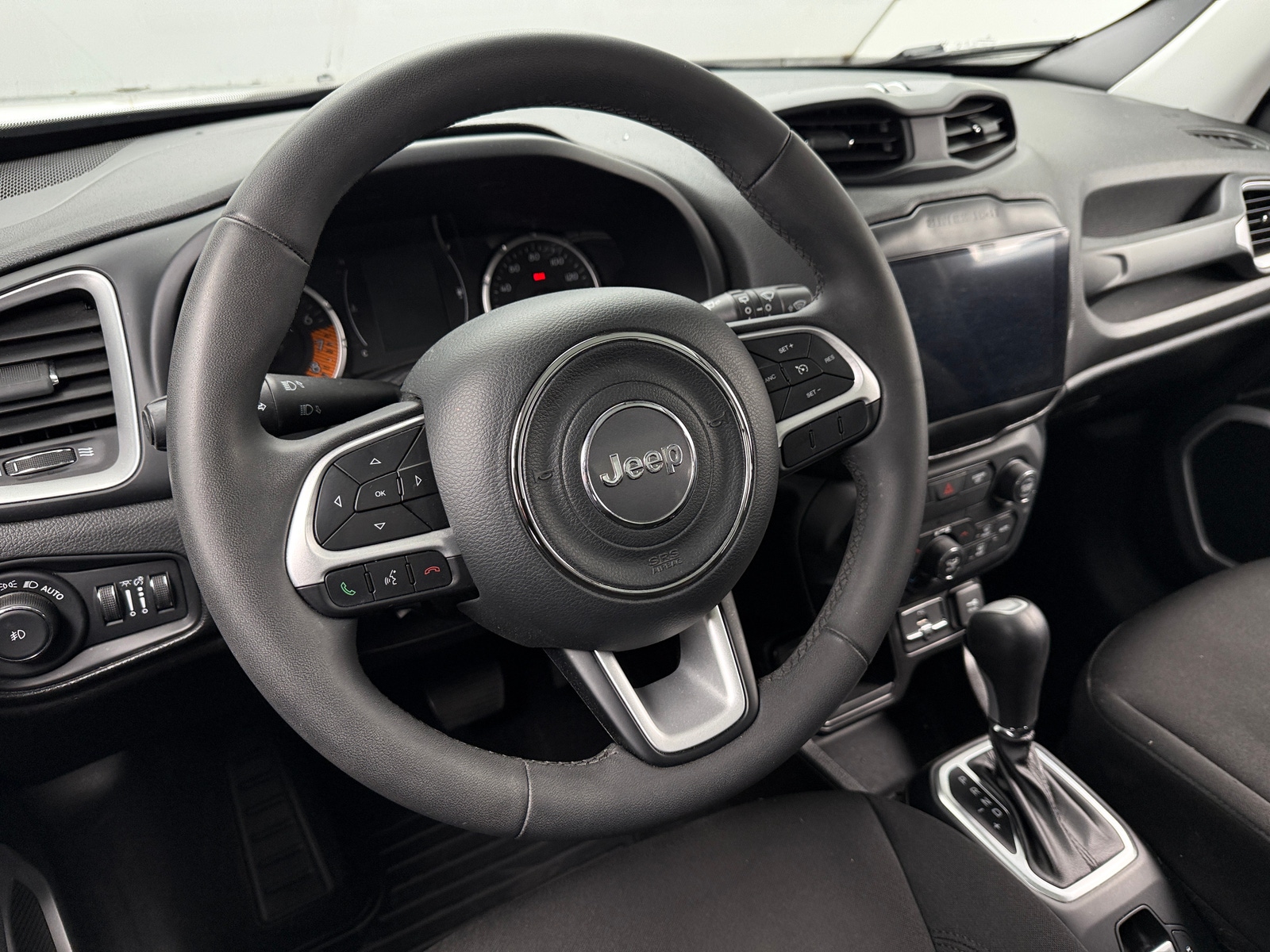 Thumbnail: 2020 Jeep Renegade - 5