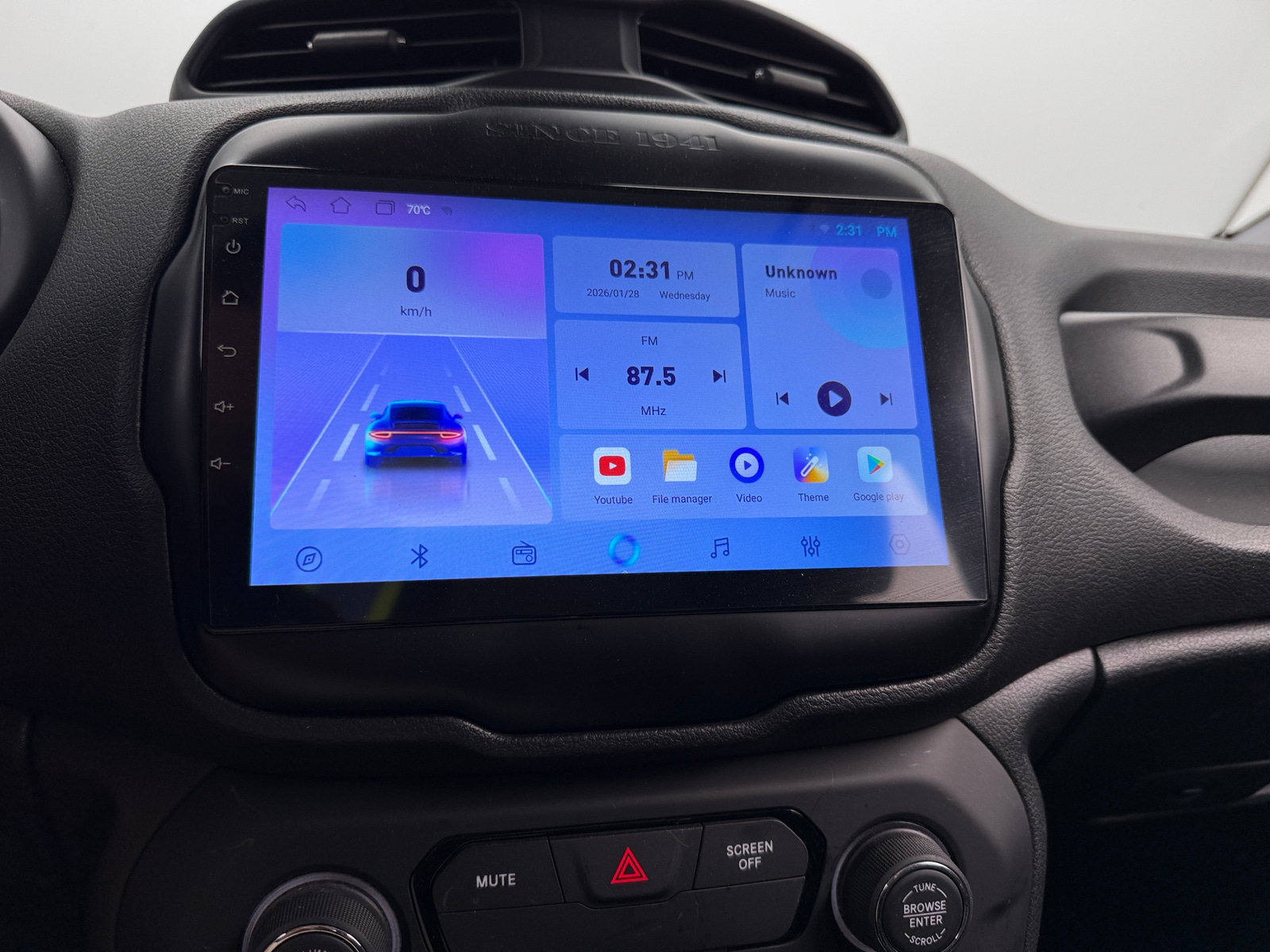 Thumbnail: 2020 Jeep Renegade - 4