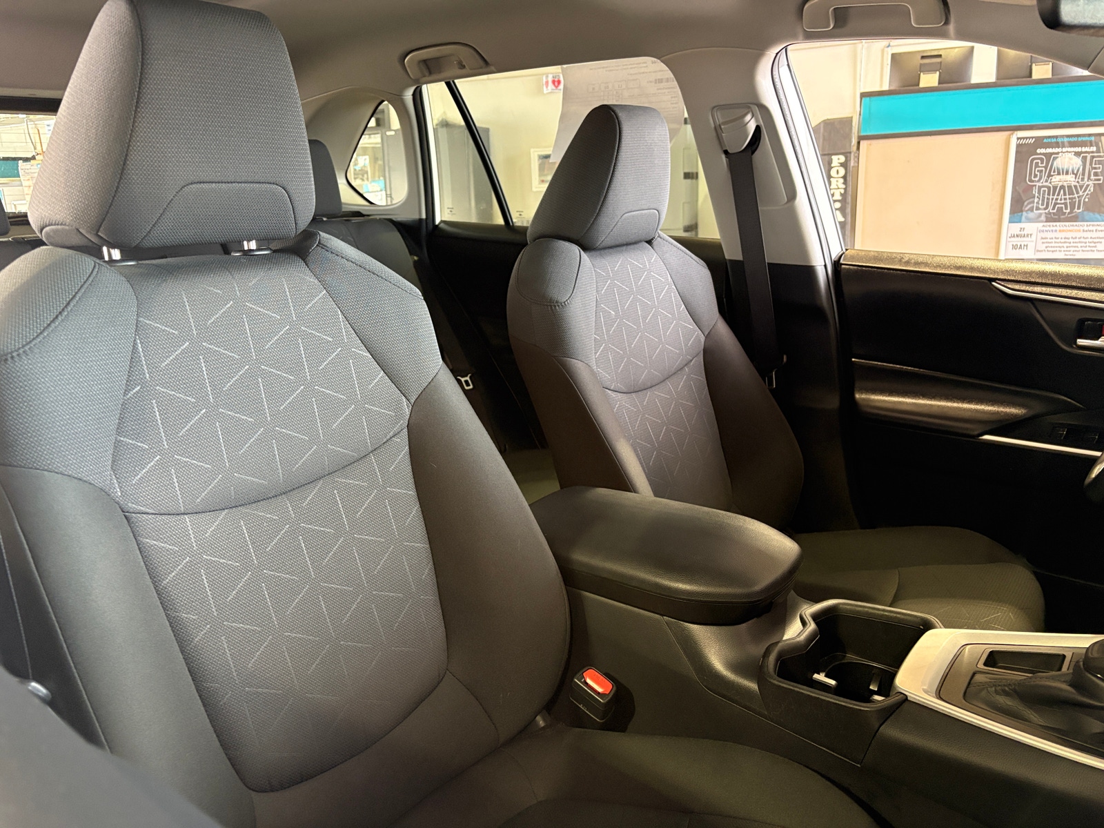 Thumbnail: 2025 Toyota RAV4 - 2