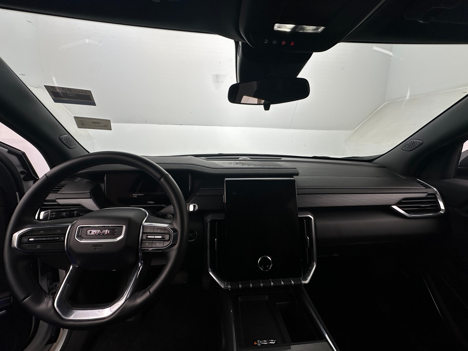 Thumbnail: 2025 GMC Acadia - 3