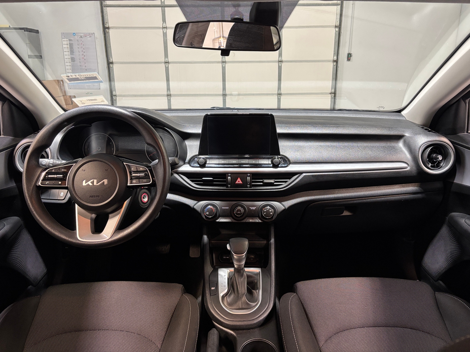 Thumbnail: 2024 Kia Forte - 3