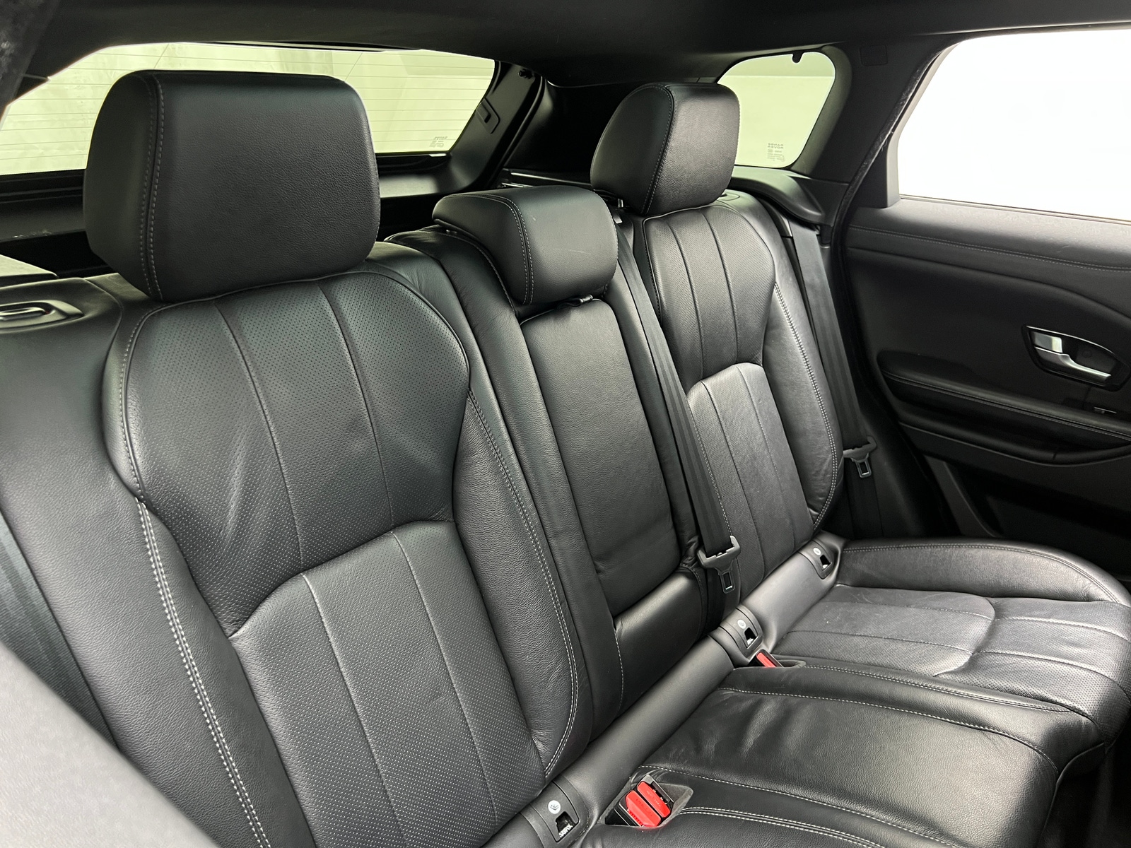 Thumbnail: 2017 Land Rover Range Rover Evoque - 5