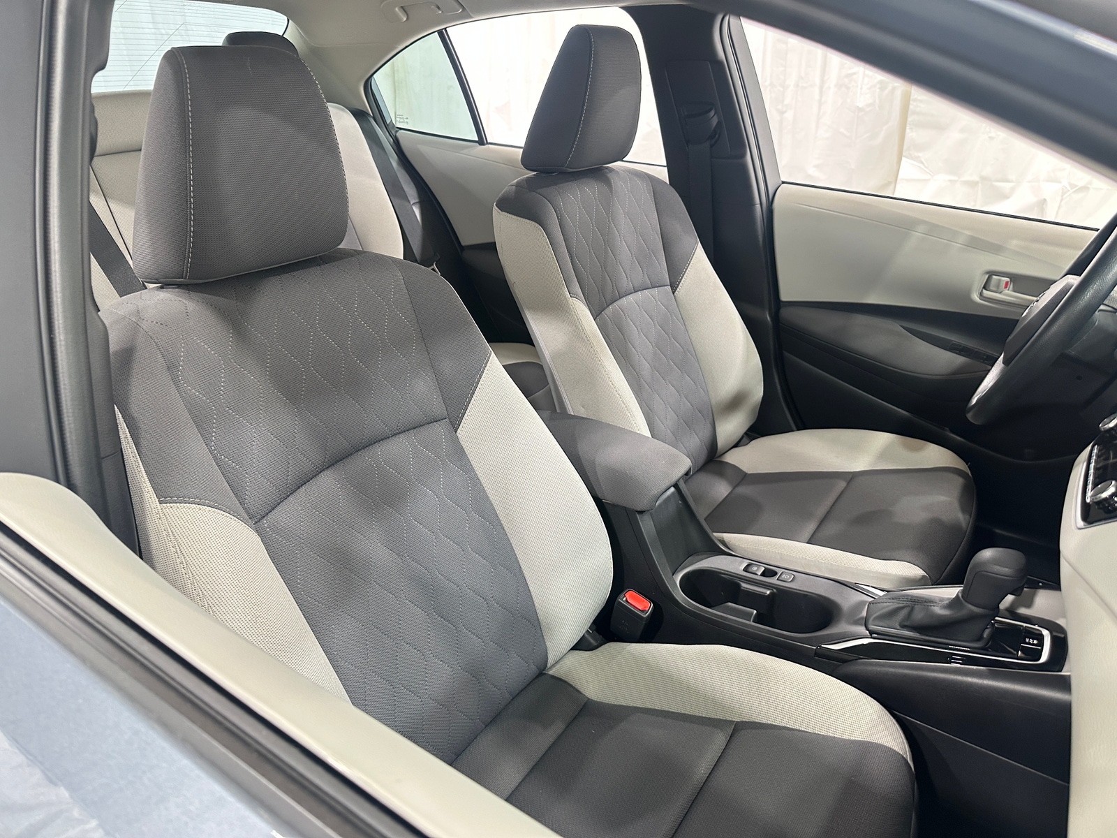 Thumbnail: 2025 Toyota Corolla - 2