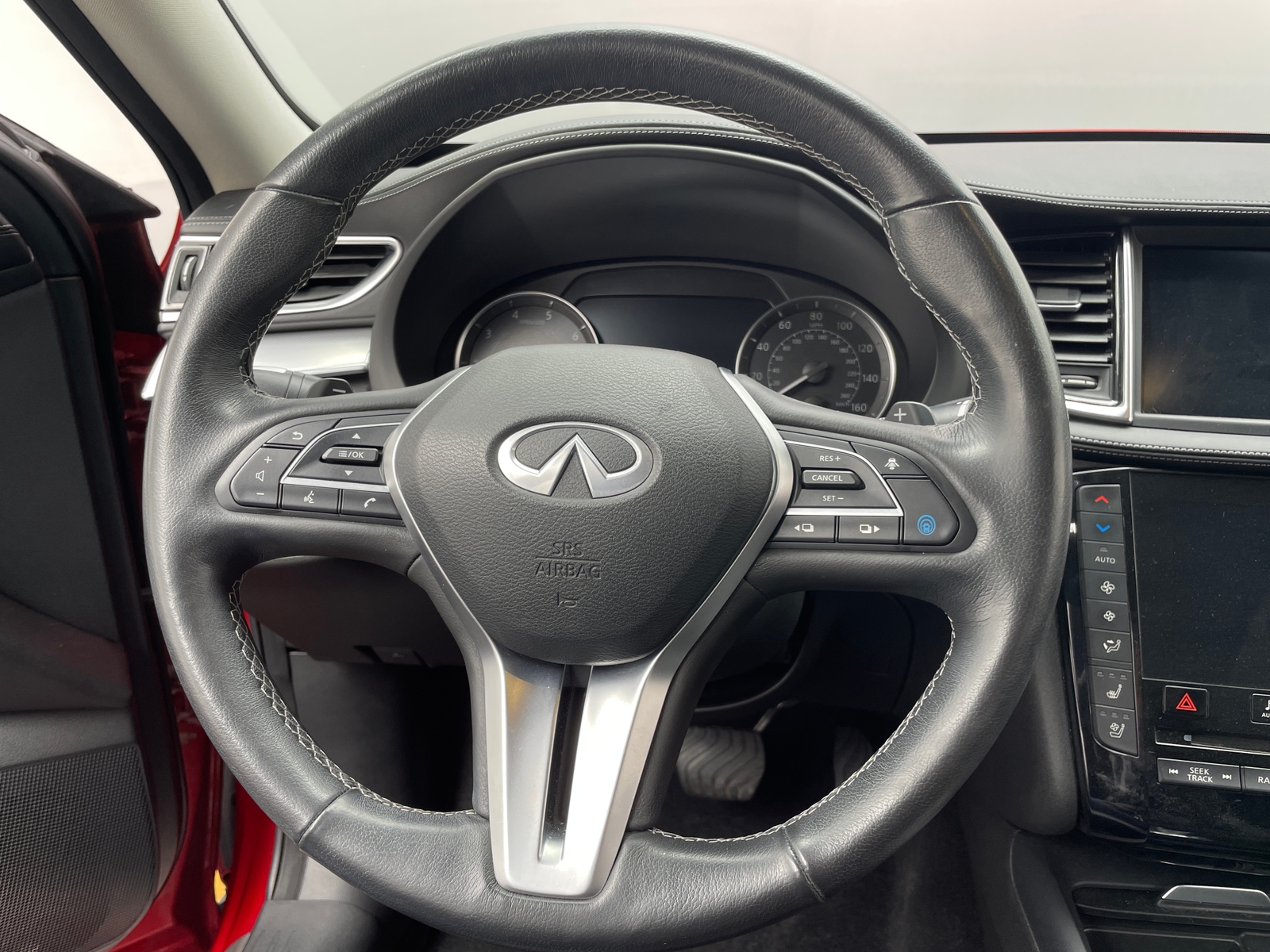 Thumbnail: 2021 INFINITI QX50 - 4