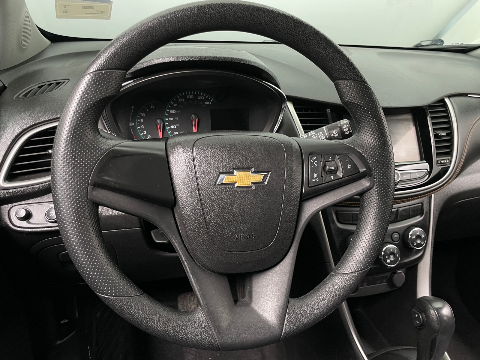 Thumbnail: 2018 Chevrolet Trax - 5