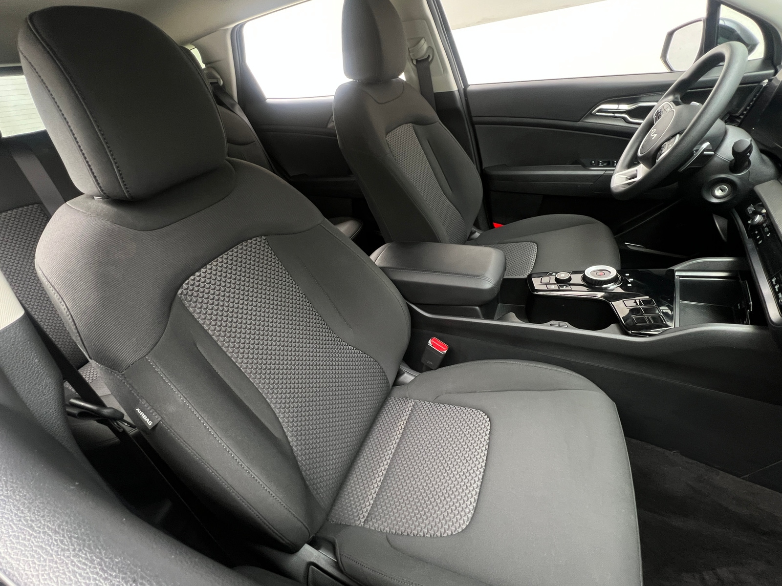 Thumbnail: 2025 Kia Sportage - 2