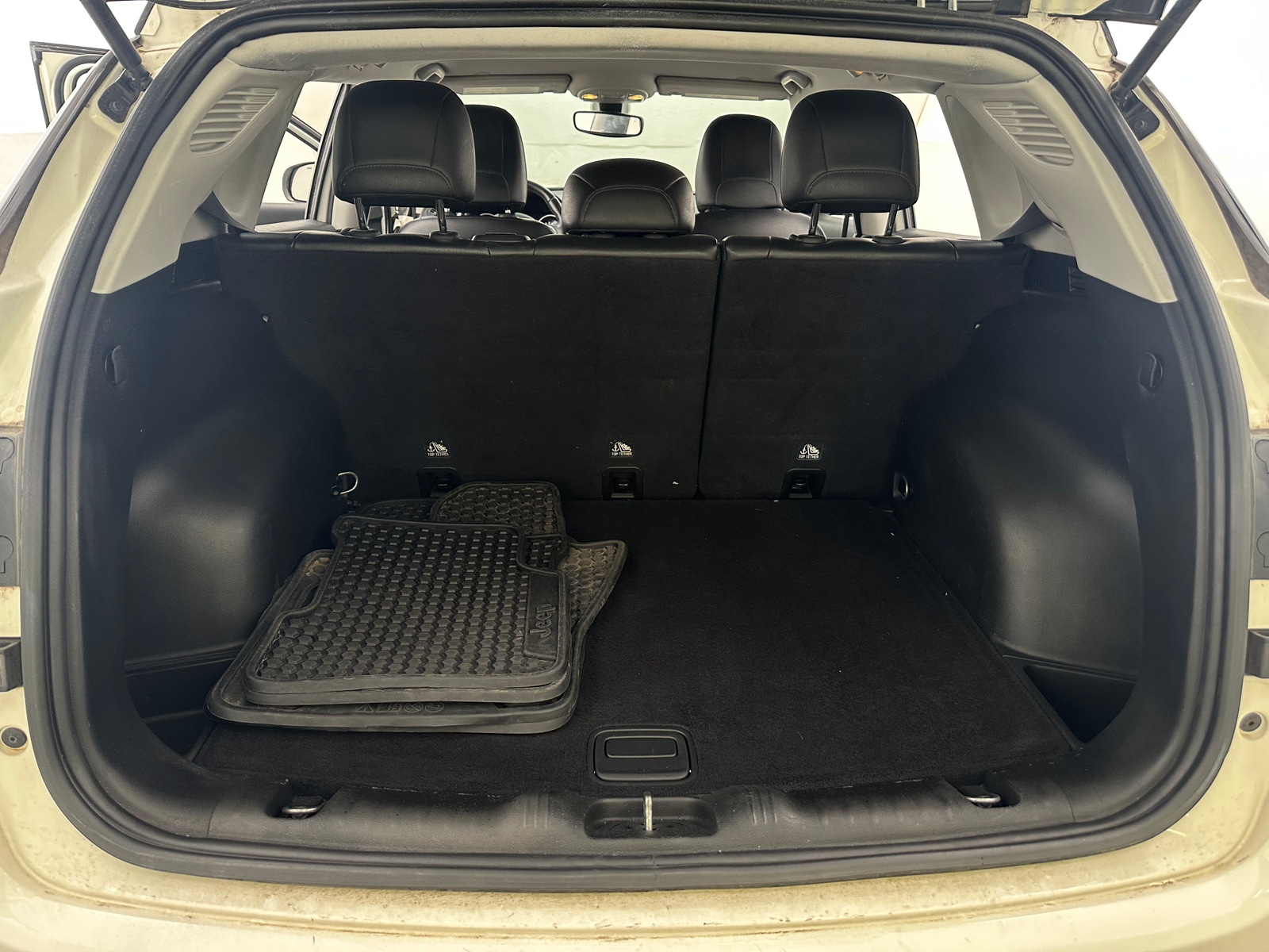 Thumbnail: 2019 Jeep Compass - 6