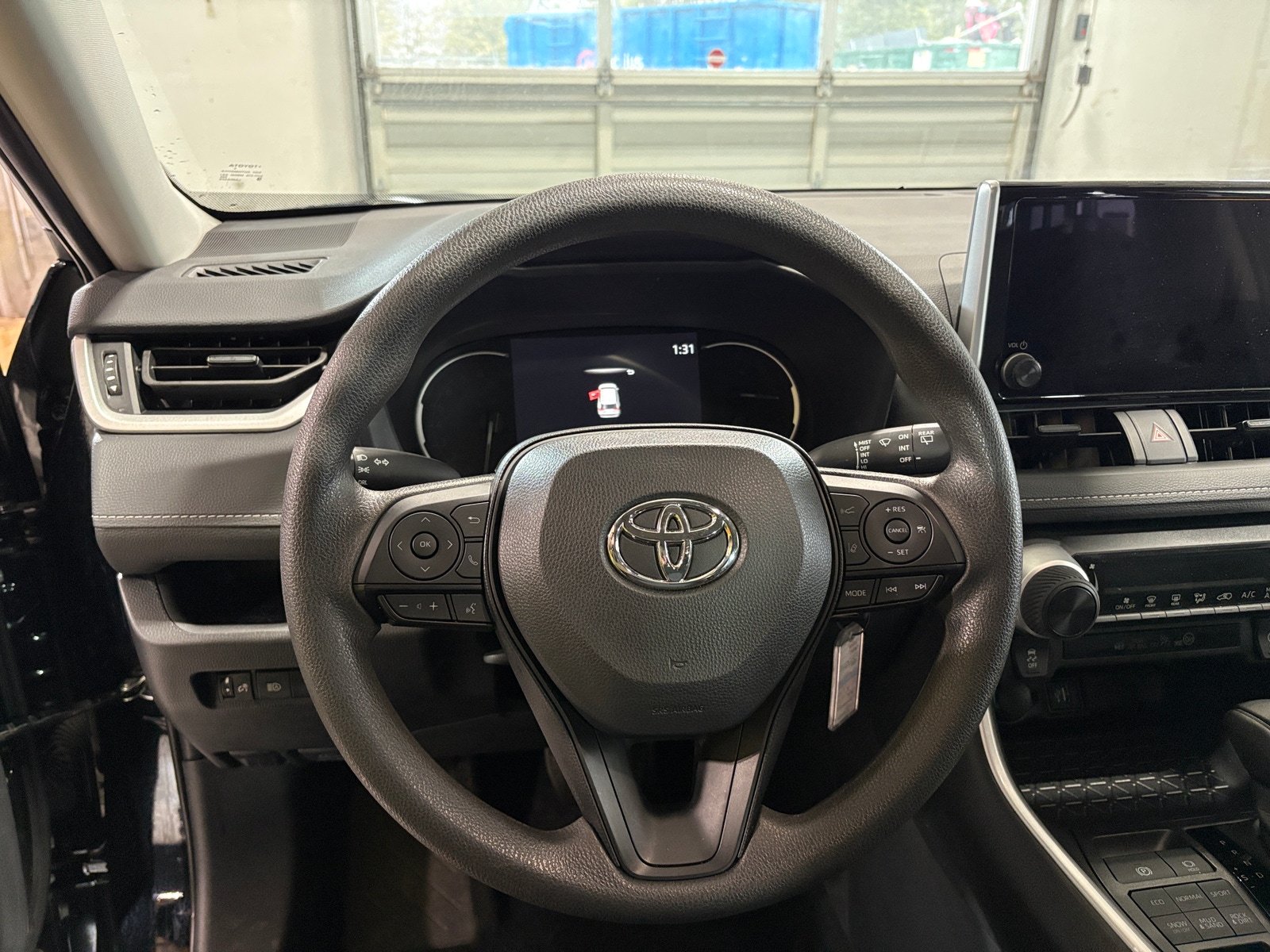 Thumbnail: 2025 Toyota RAV4 - 5