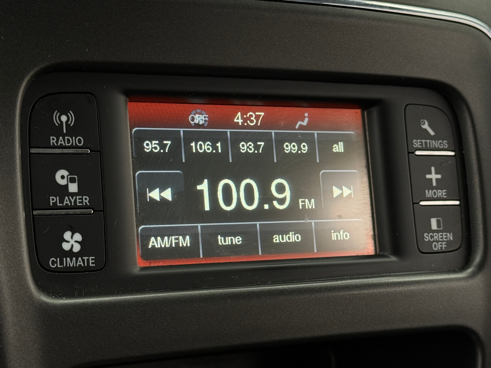 Thumbnail: 2020 Dodge Journey - 4