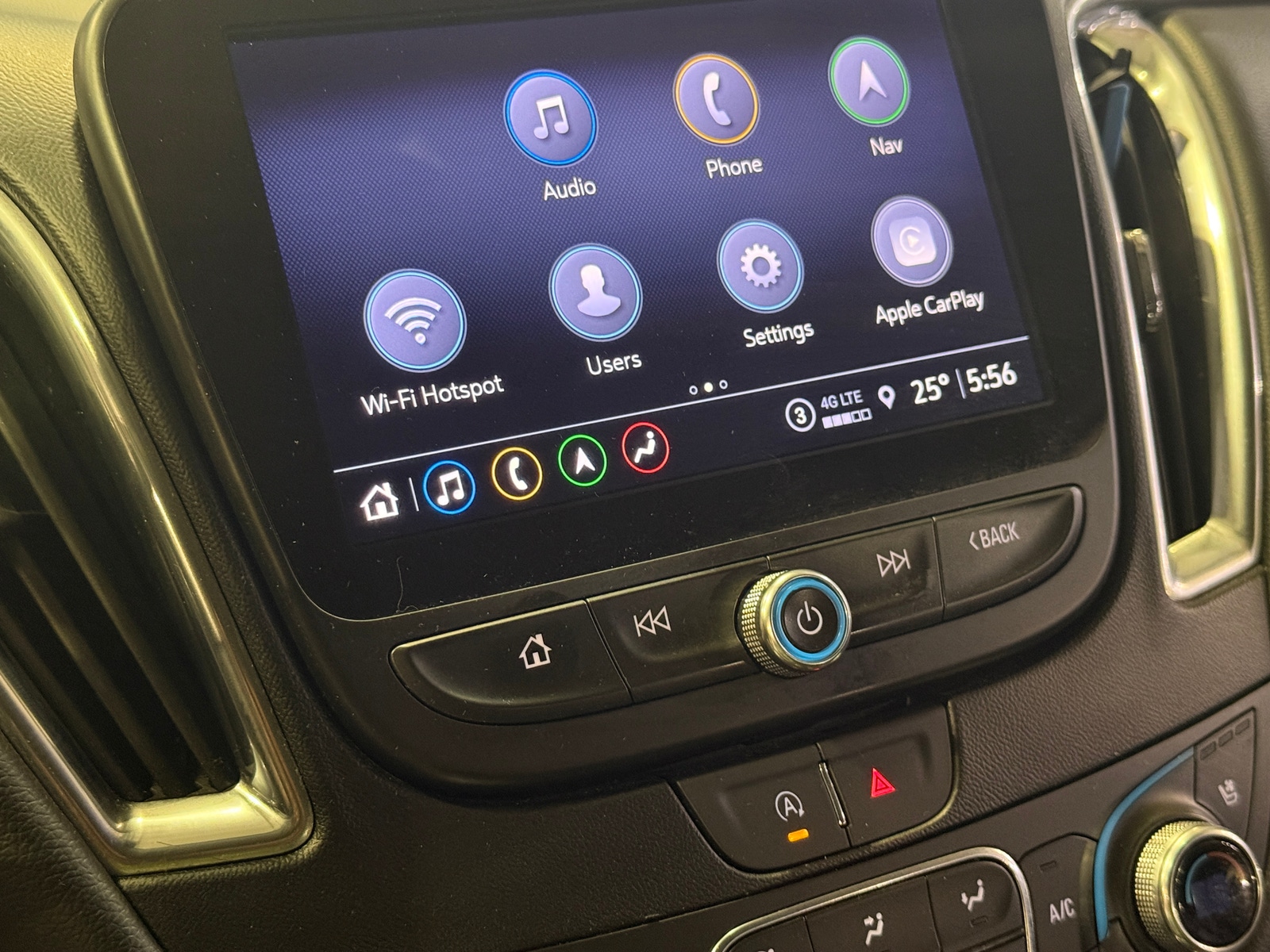 Thumbnail: 2024 Chevrolet Malibu - 3