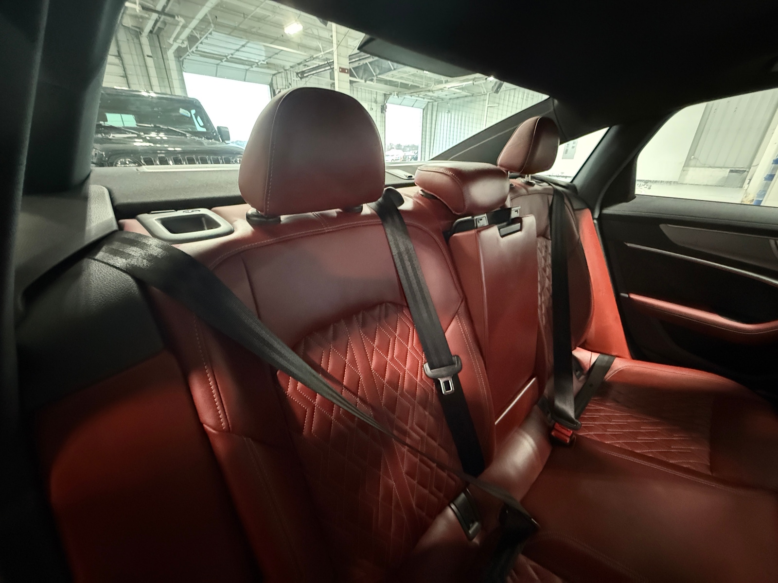 Thumbnail: 2020 Audi S6 - 5