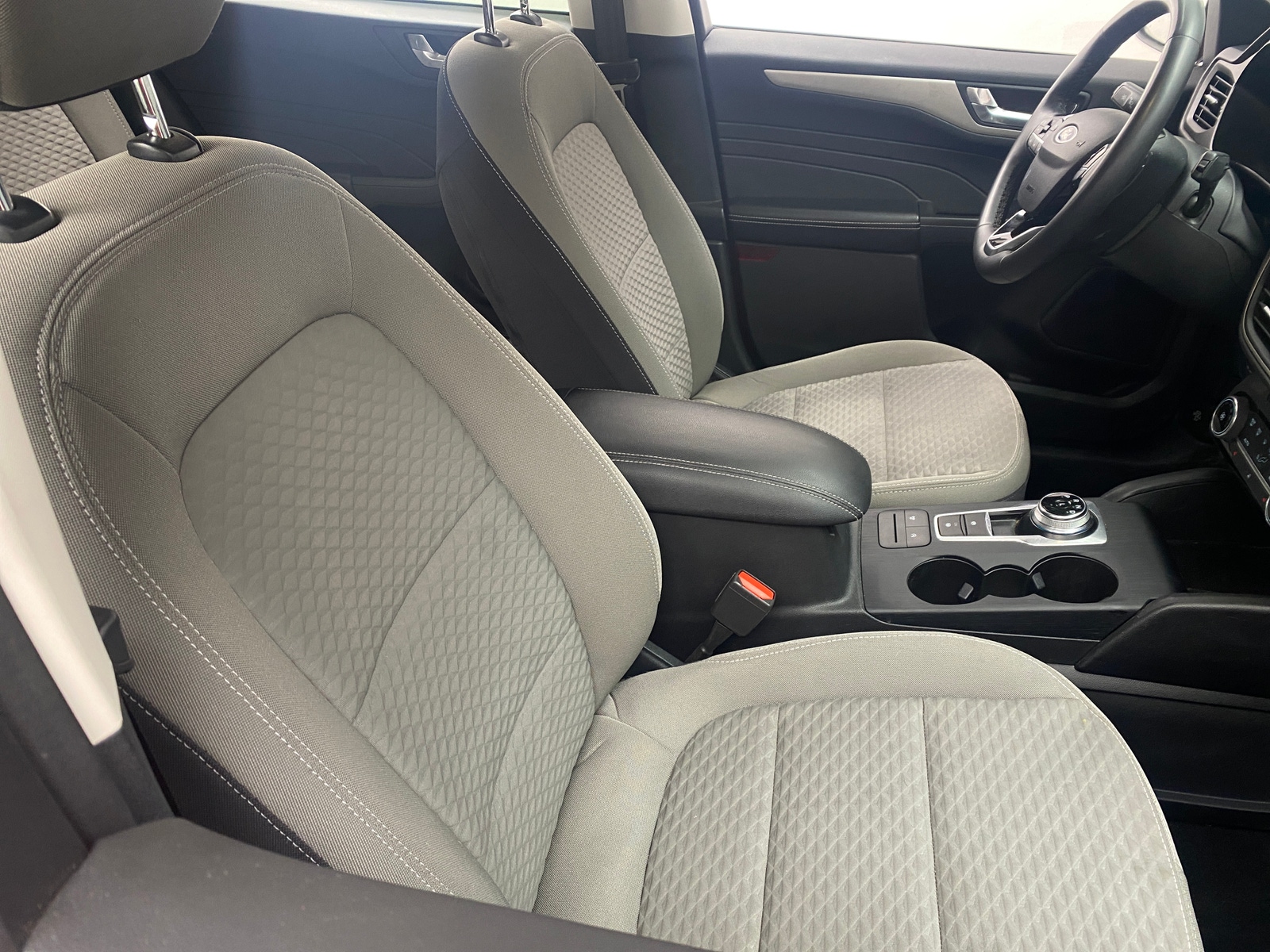 Thumbnail: 2021 Ford Escape - 2