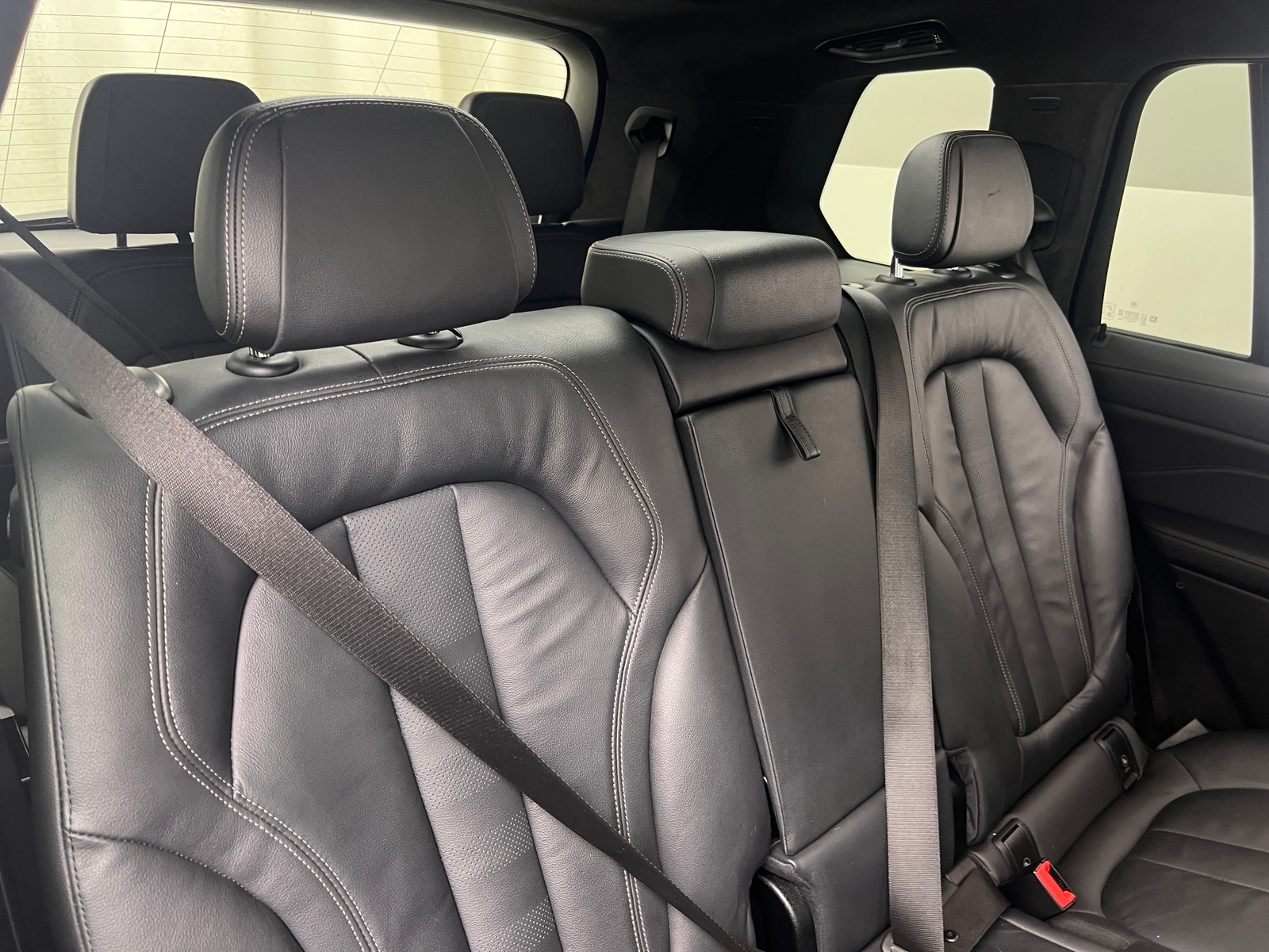 Thumbnail: 2021 BMW X7 - 5