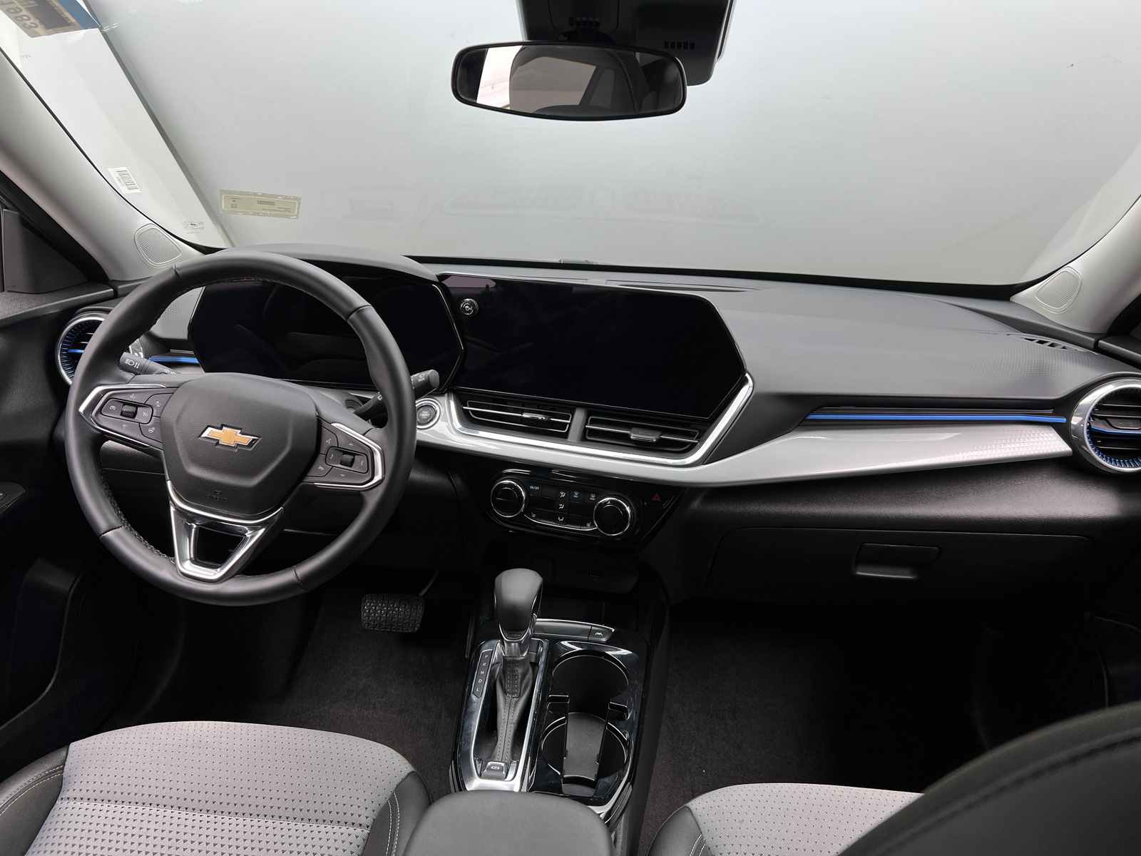 Thumbnail: 2025 Chevrolet Trax - 3
