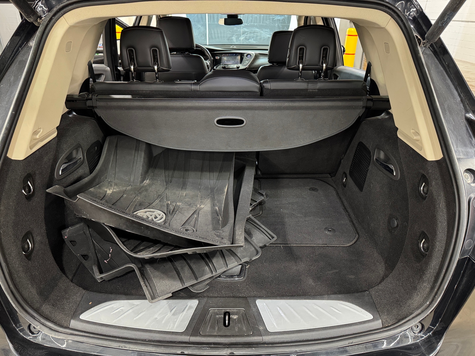 Thumbnail: 2017 Buick Envision - 6