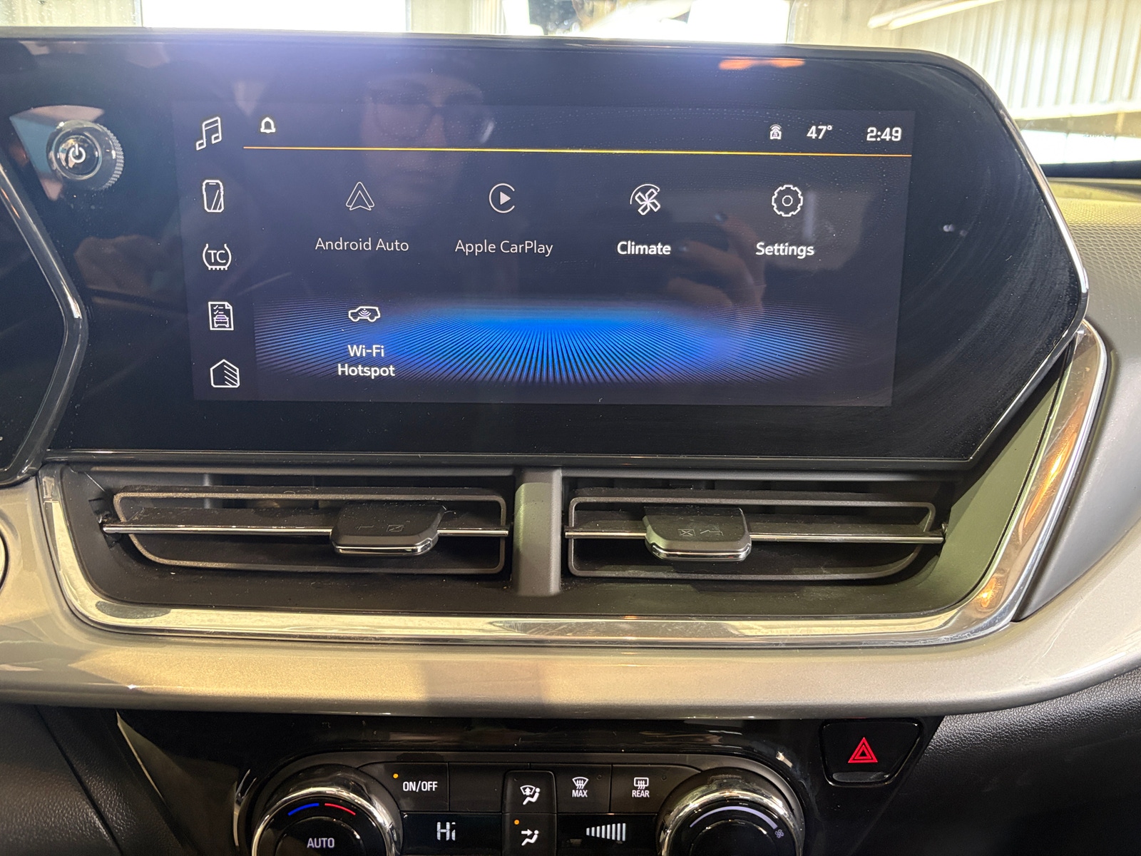 Thumbnail: 2025 Chevrolet Trax - 4